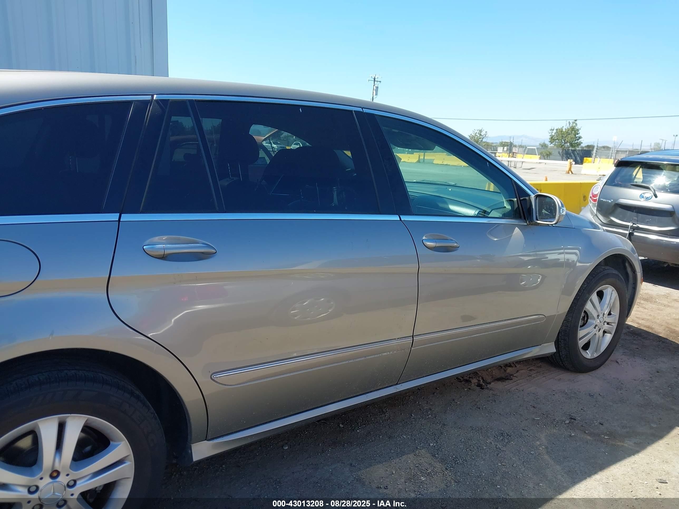 2006 Mercedes-benz R 500 4matic Серый vin: 4JGCB75E16A007770