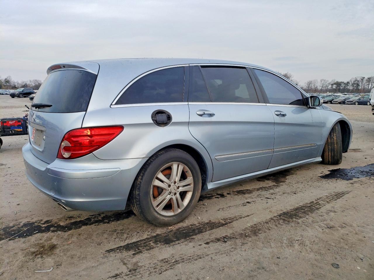 2006 Mercedes-benz Glc 300 Blue vin: 4JGCB75E26A017675