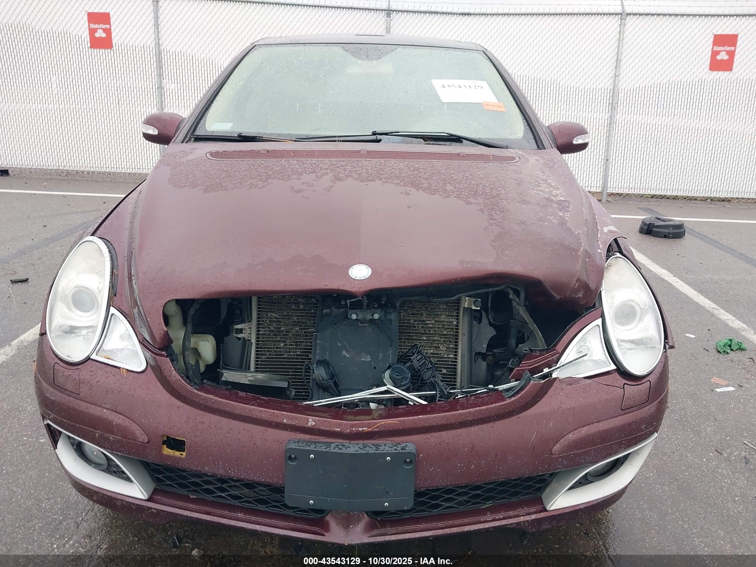 2006 Mercedes-benz R 500 4matic Maroon vin: 4JGCB75E26A018454