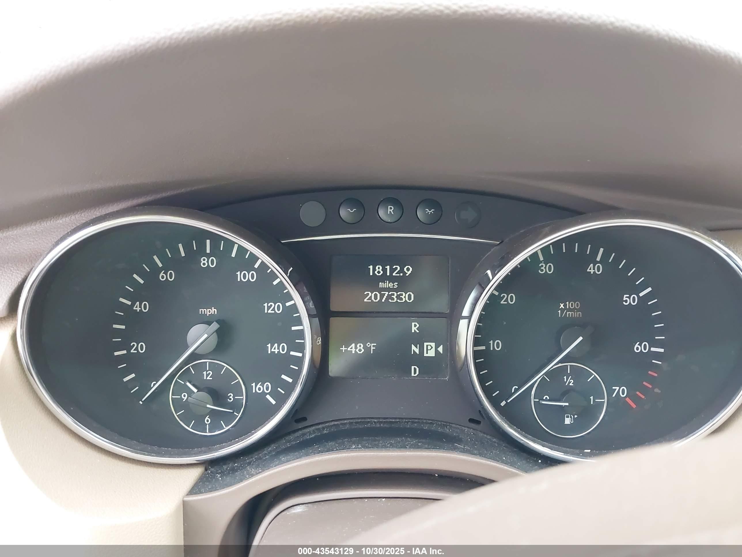 2006 Mercedes-benz R 500 4matic Maroon vin: 4JGCB75E26A018454