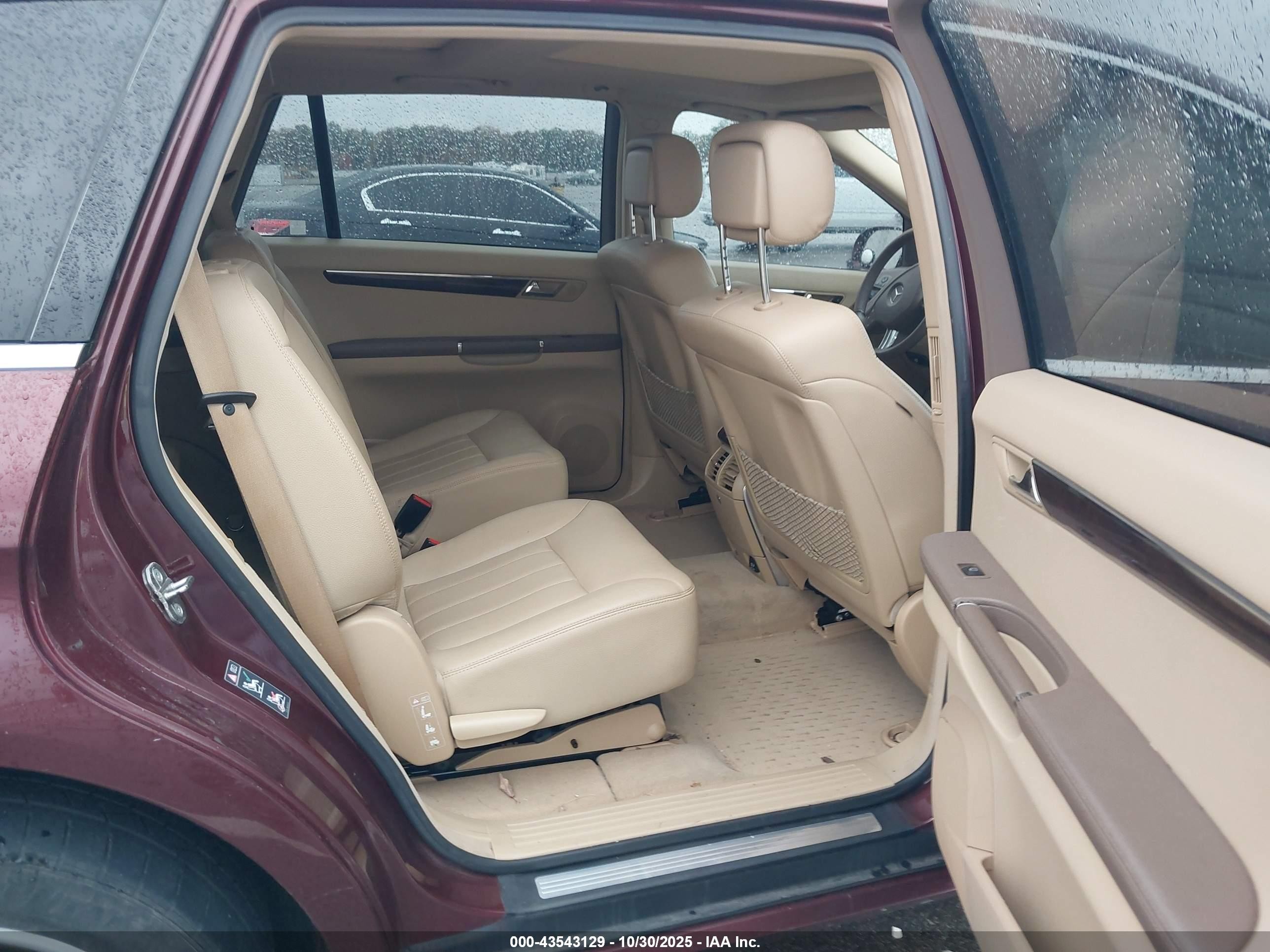 2006 Mercedes-benz R 500 4matic Maroon vin: 4JGCB75E26A018454