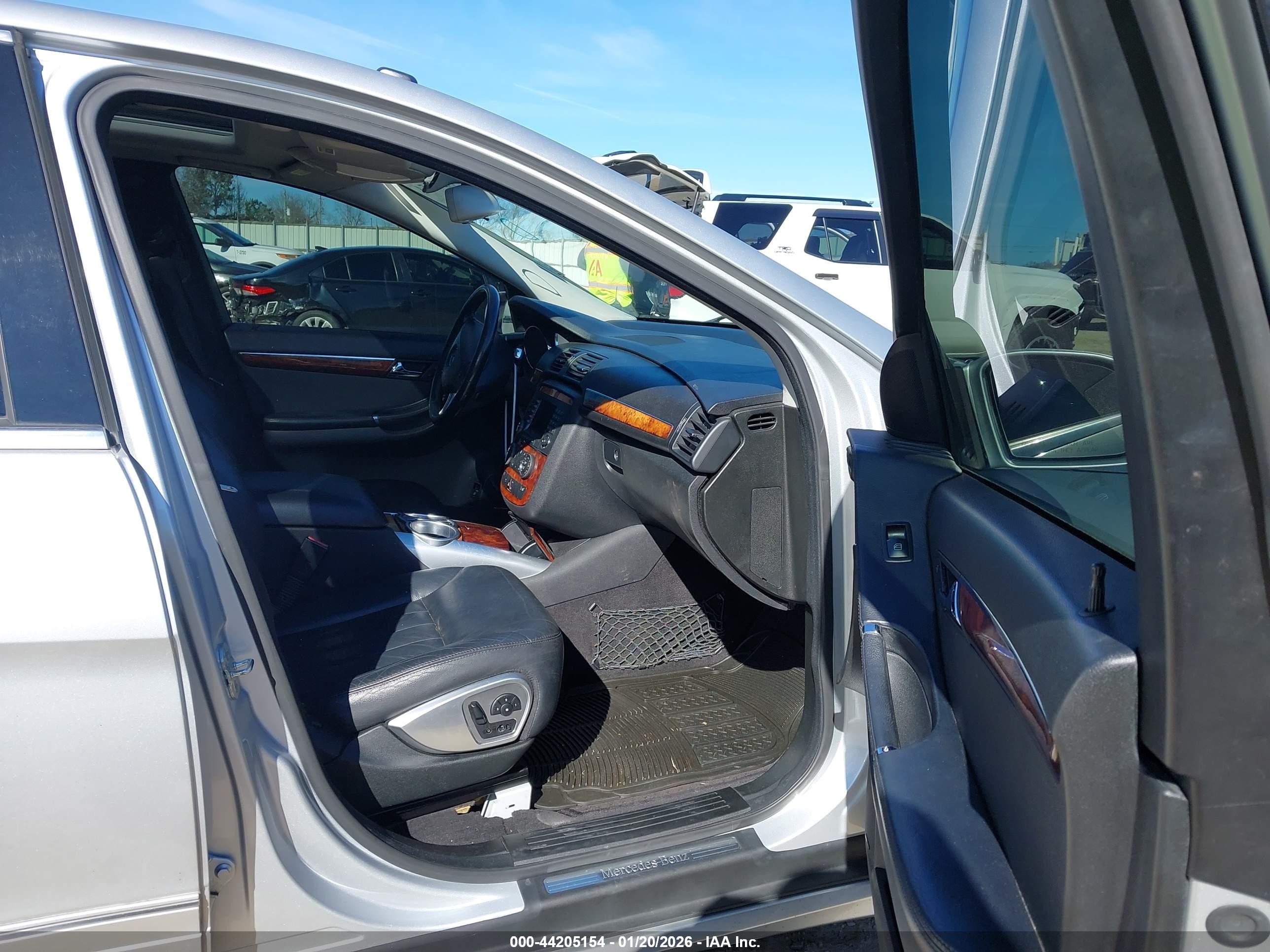 2006 Mercedes-benz R 500 4matic Silver vin: 4JGCB75E36A010976