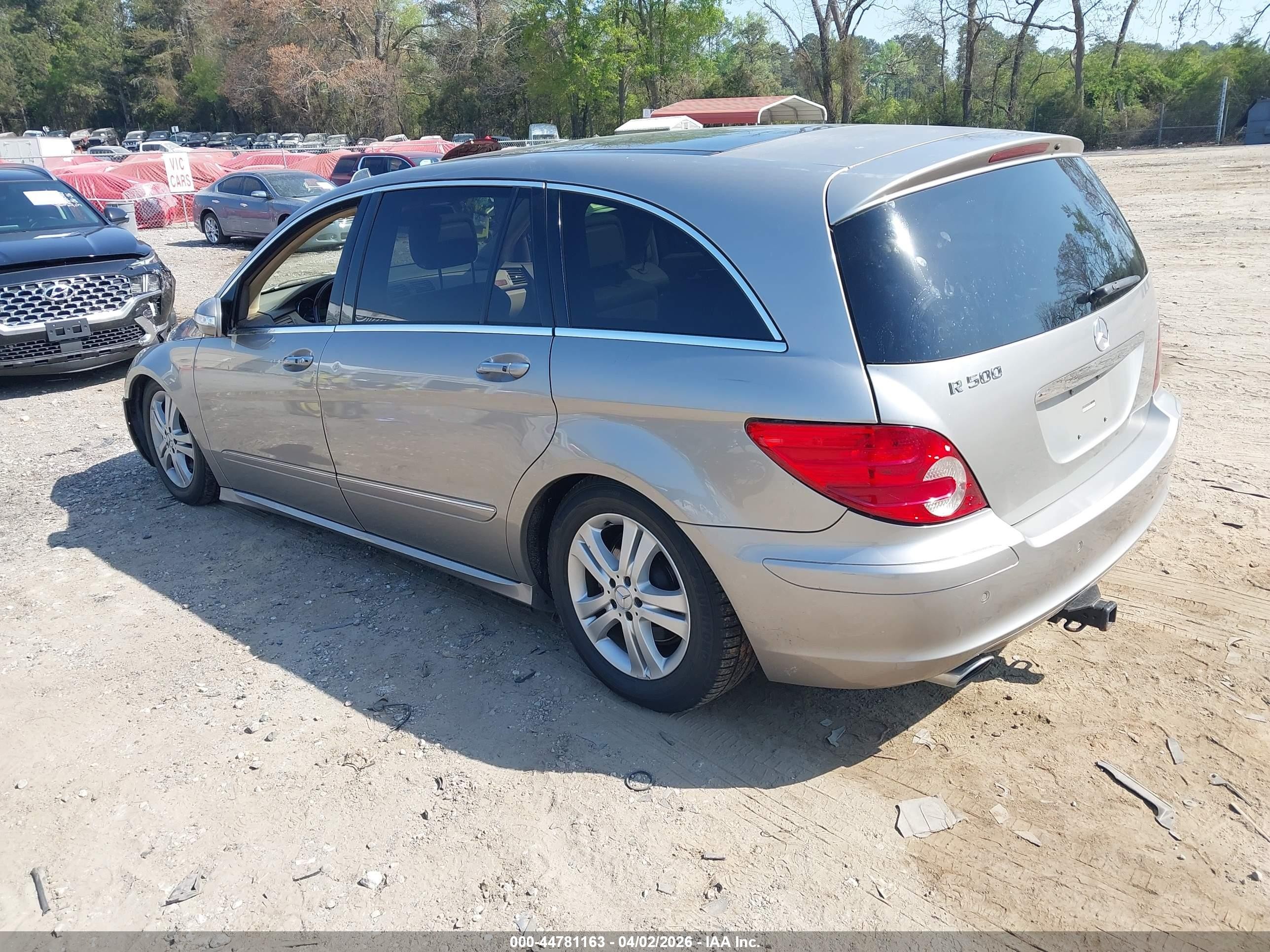 2006 Mercedes-benz R 500 4matic Beige vin: 4JGCB75E66A003598