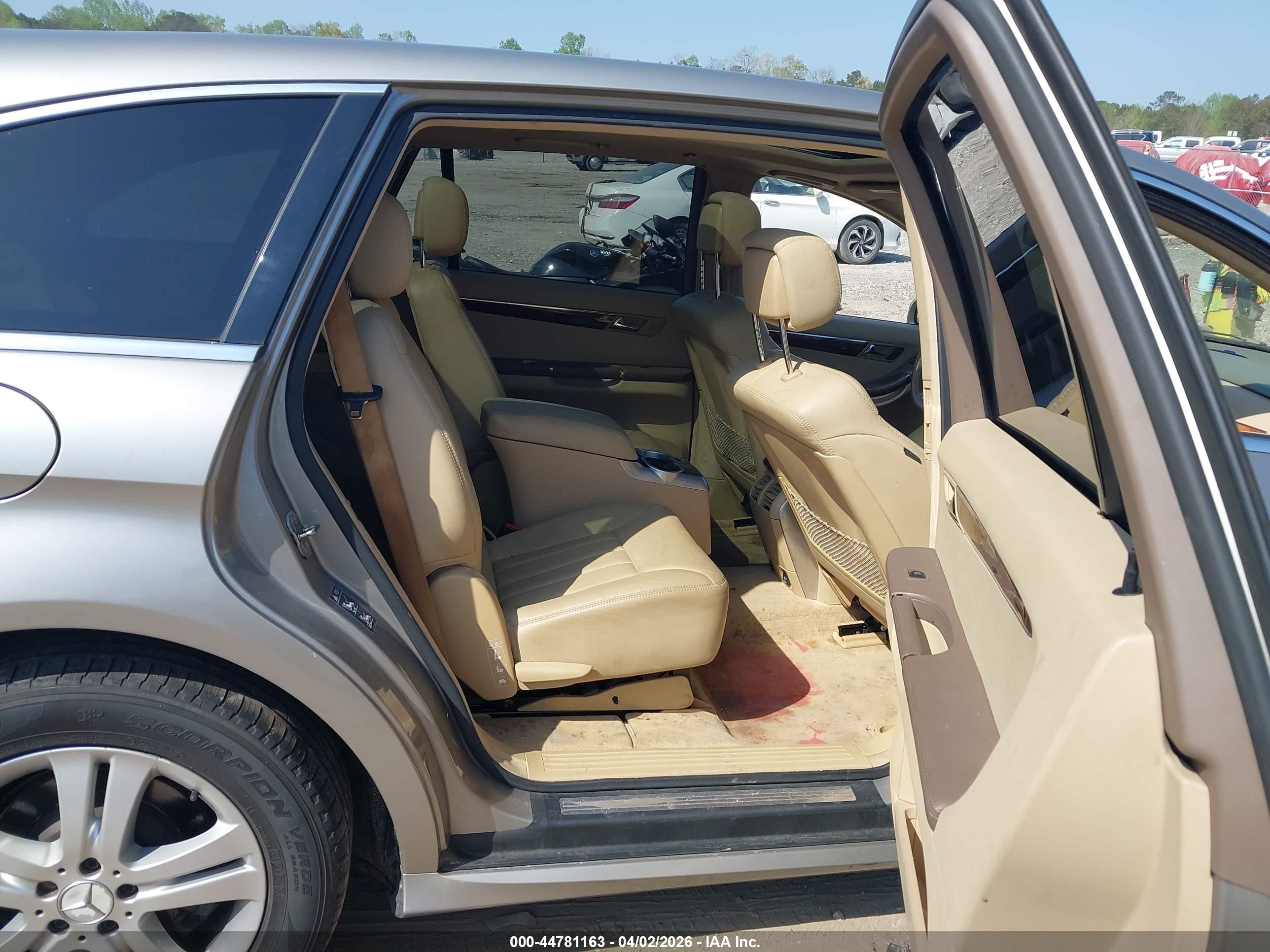 2006 Mercedes-benz R 500 4matic Beige vin: 4JGCB75E66A003598