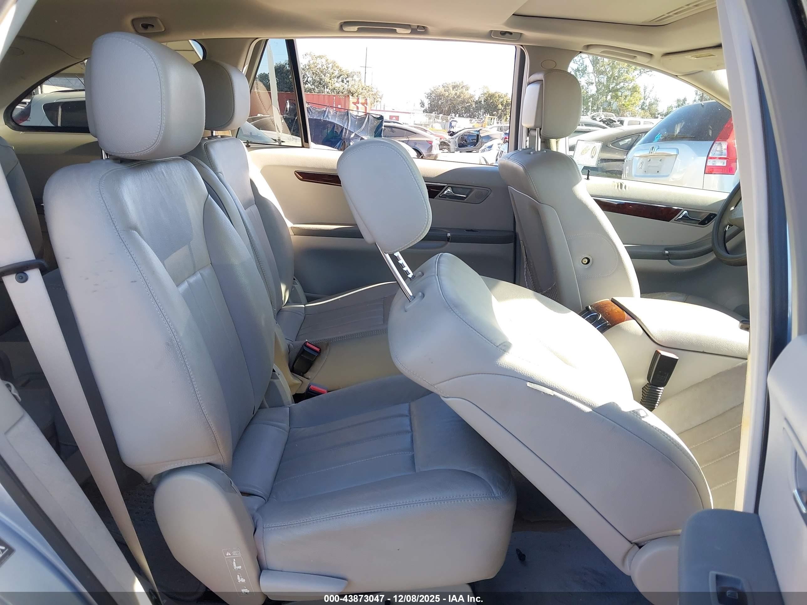 2006 Mercedes-benz R 500 4matic Light Blue vin: 4JGCB75E76A020345