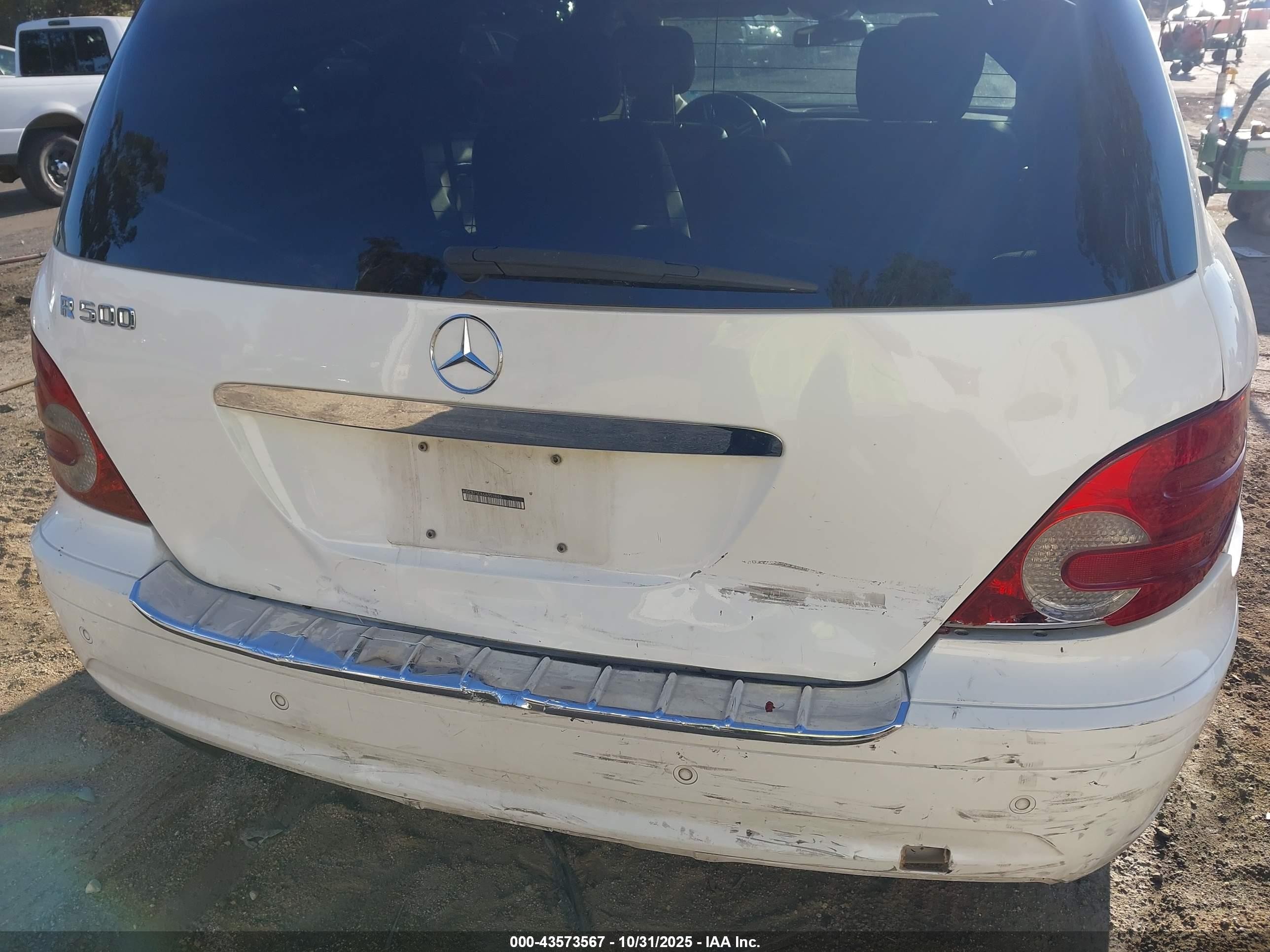2006 Mercedes-benz R 500 4matic Белый vin: 4JGCB75E86A003845