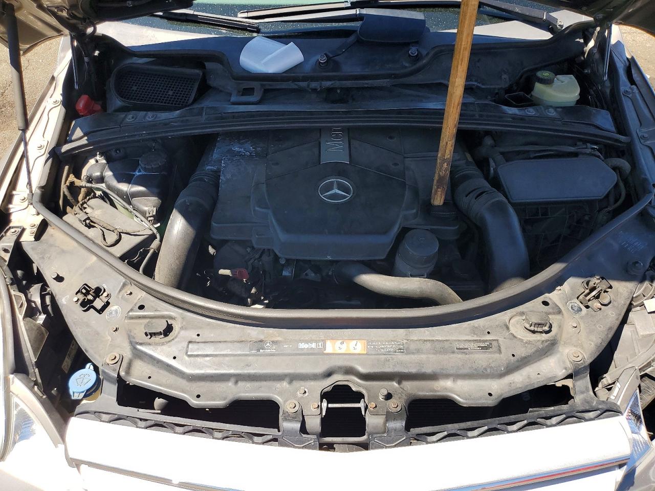2006 Mercedes-benz R 500 Silver vin: 4JGCB75EX6A018444