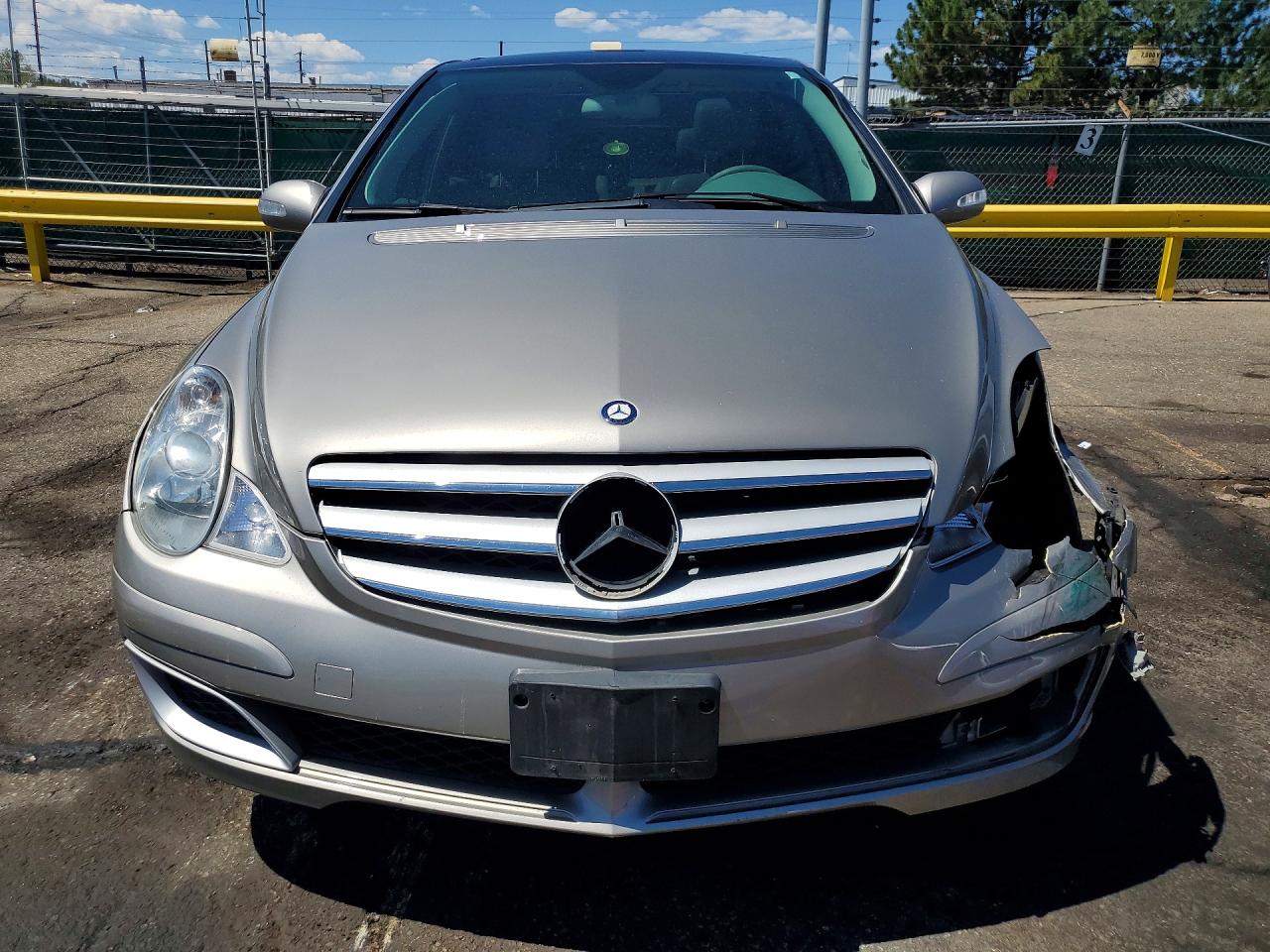 2006 Mercedes-benz R 500 Silver vin: 4JGCB75EX6A018444