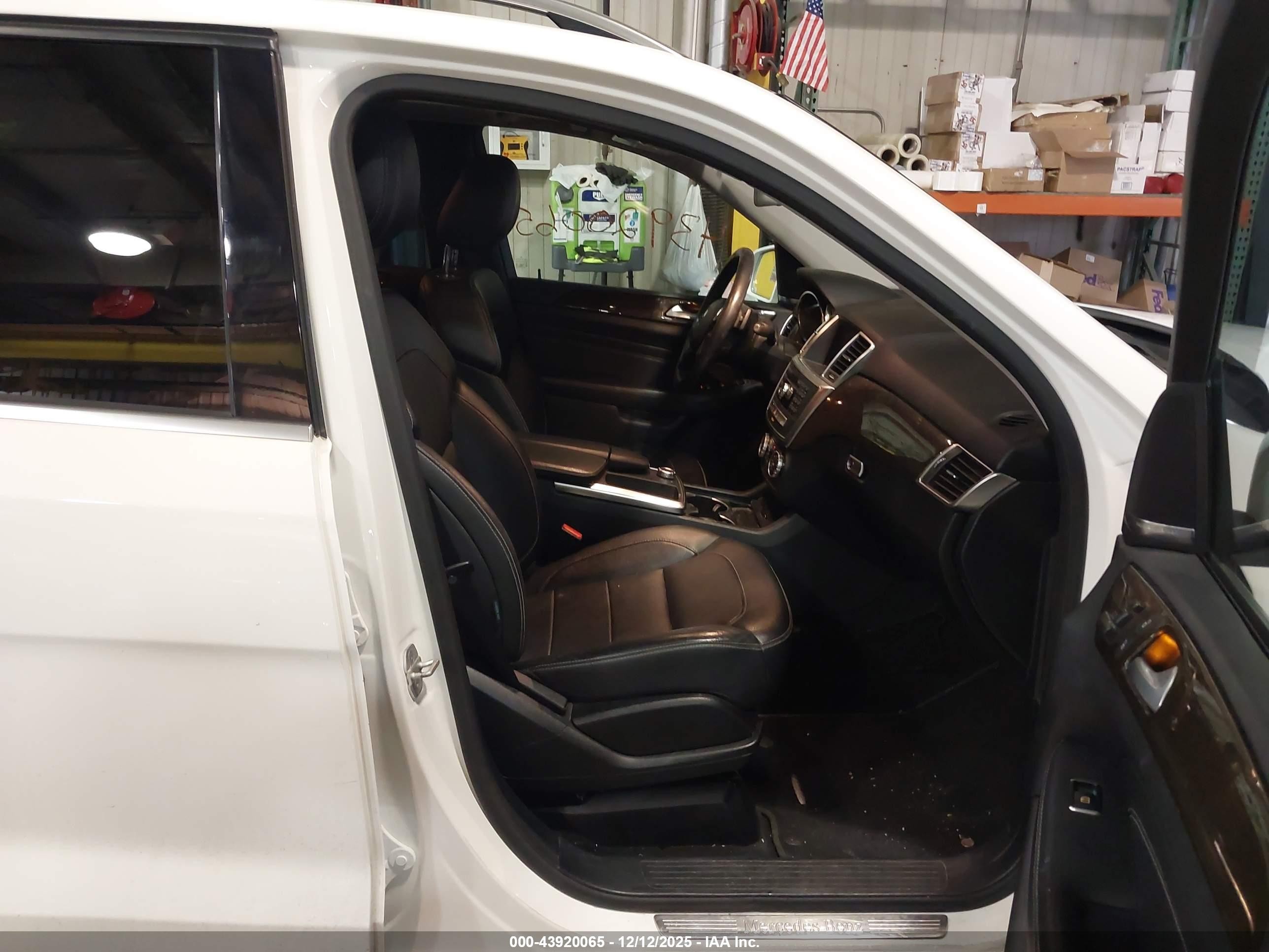 2015 Mercedes-benz Ml 250 Bluetec 4matic White vin: 4JGDA0EB0FA471735