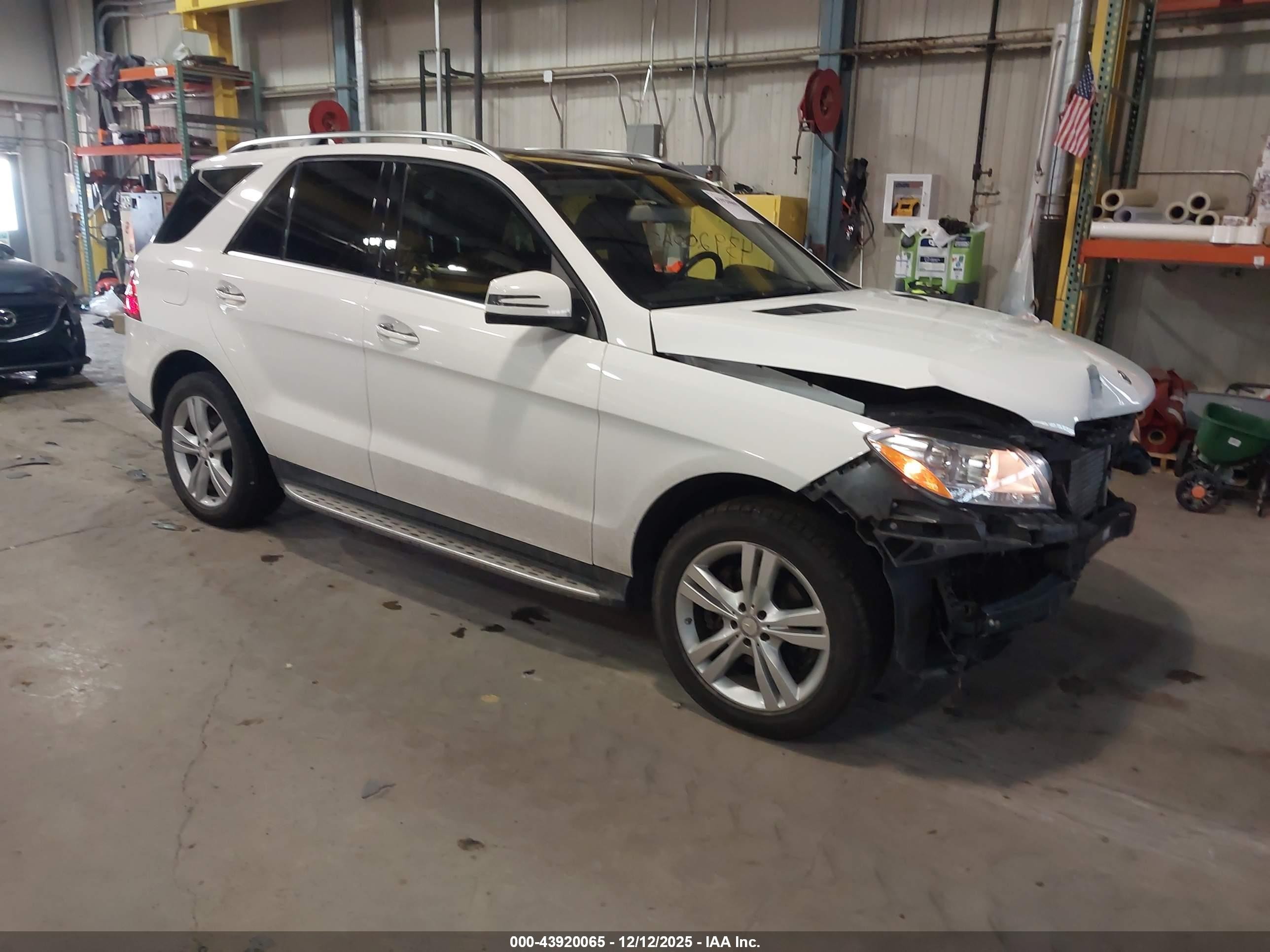 2015 Mercedes-benz Ml 250 Bluetec 4matic White vin: 4JGDA0EB0FA471735
