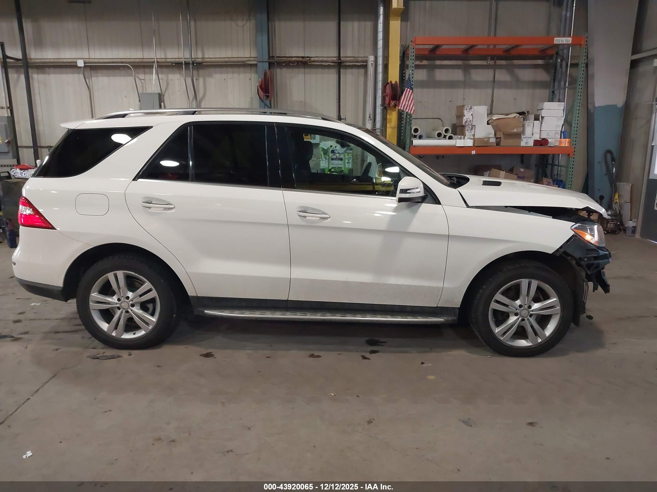 2015 Mercedes-benz Ml 250 Bluetec 4matic White vin: 4JGDA0EB0FA471735