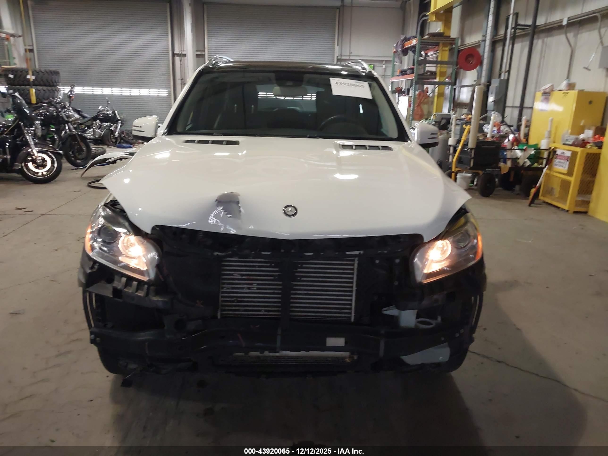 2015 Mercedes-benz Ml 250 Bluetec 4matic White vin: 4JGDA0EB0FA471735