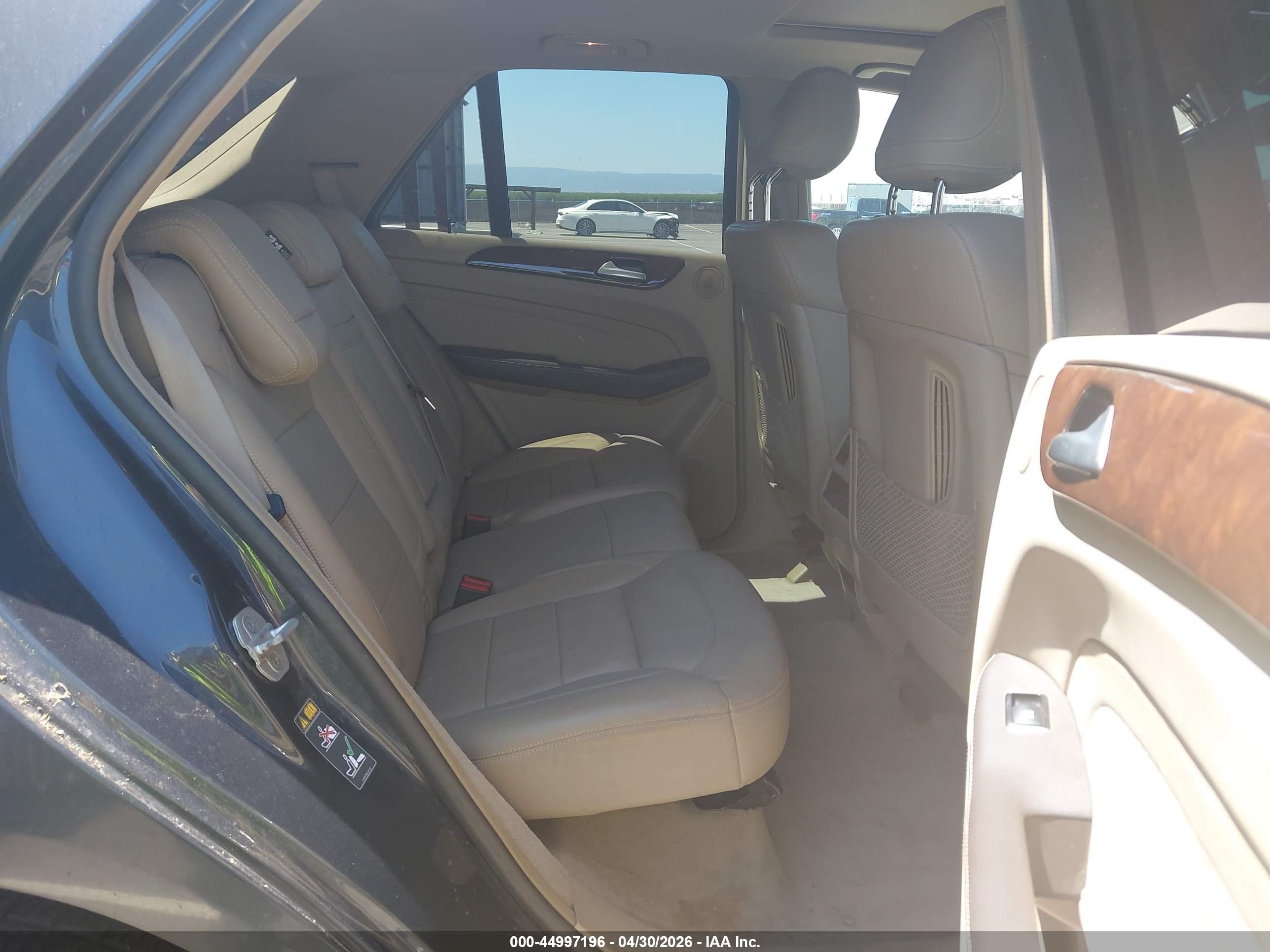 2015 Mercedes-benz Ml 250 Bluetec 4matic Gray vin: 4JGDA0EB3FA492790