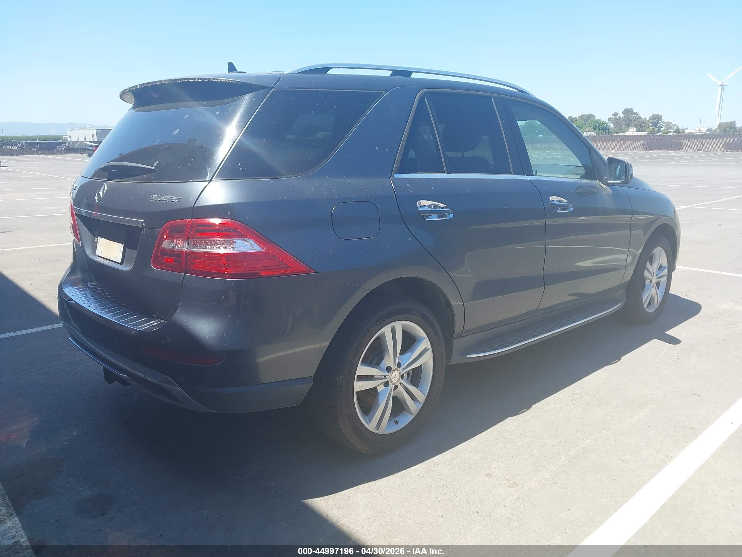 2015 Mercedes-benz Ml 250 Bluetec 4matic Gray vin: 4JGDA0EB3FA492790