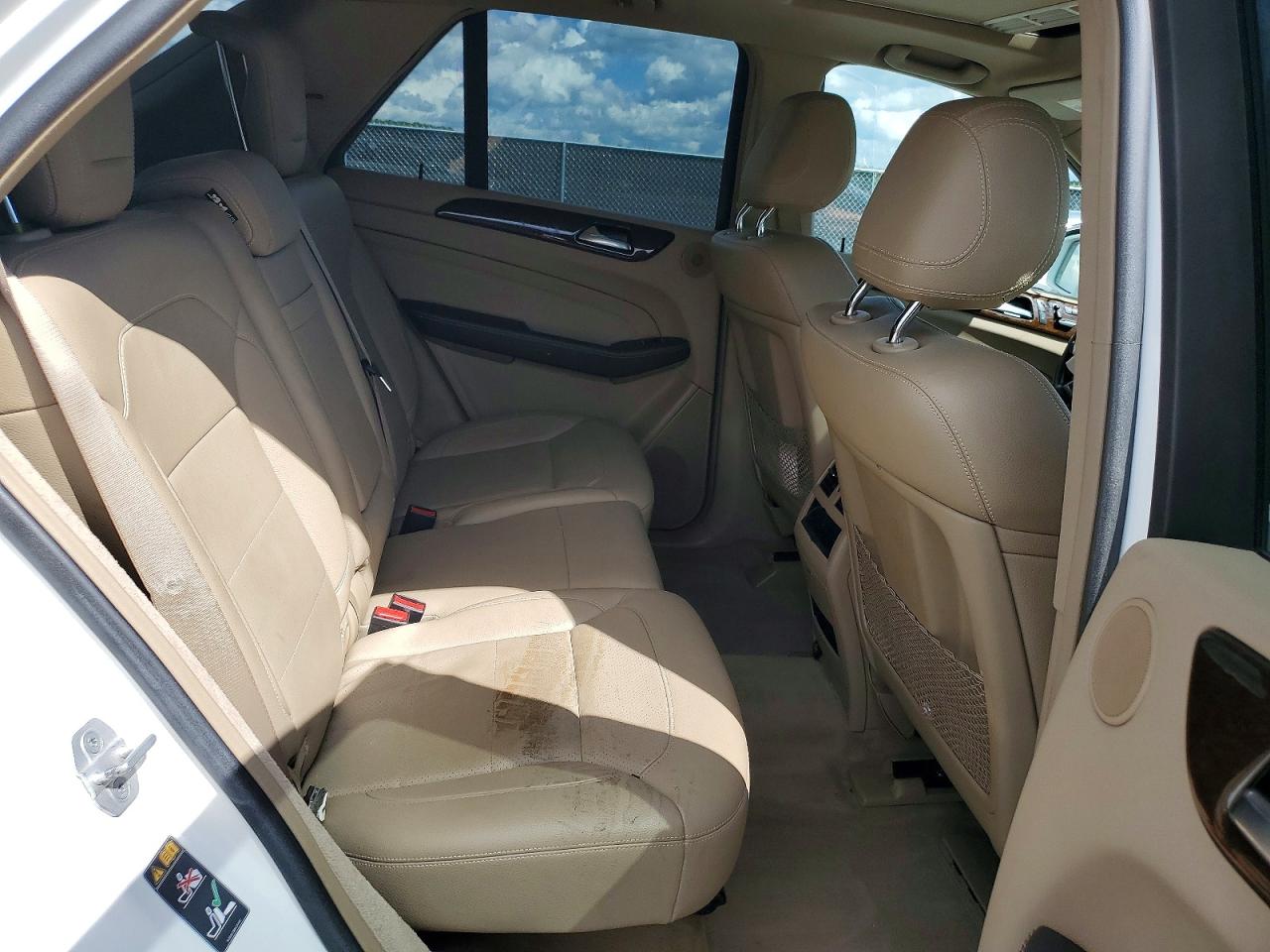 2015 Mercedes-benz Ml 250 Bluetec White vin: 4JGDA0EB3FA508406