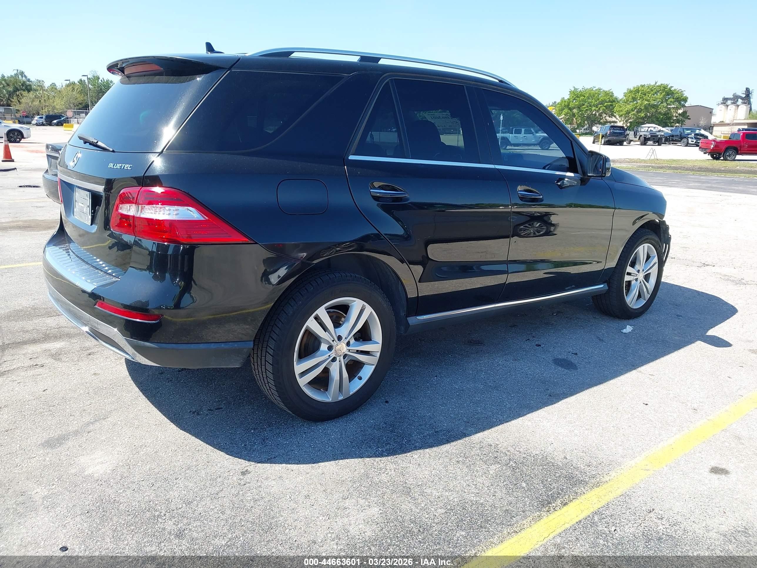 2015 Mercedes-benz Ml 250 Bluetec 4matic Black vin: 4JGDA0EB6FA472548