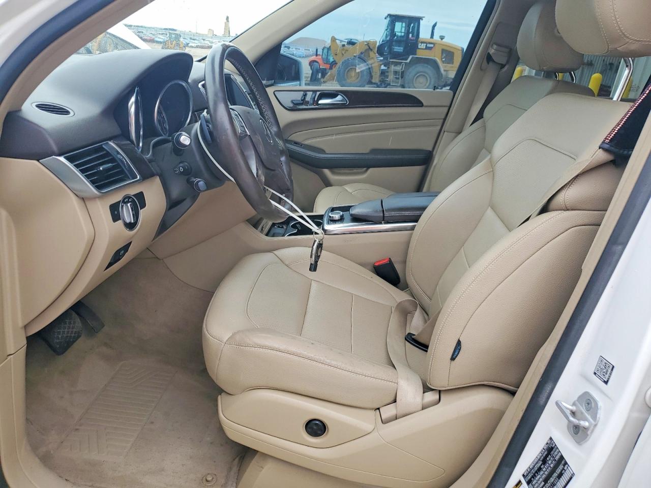 2015 Mercedes-benz Ml 250 Bluetec Кремовый vin: 4JGDA0EB7FA511888