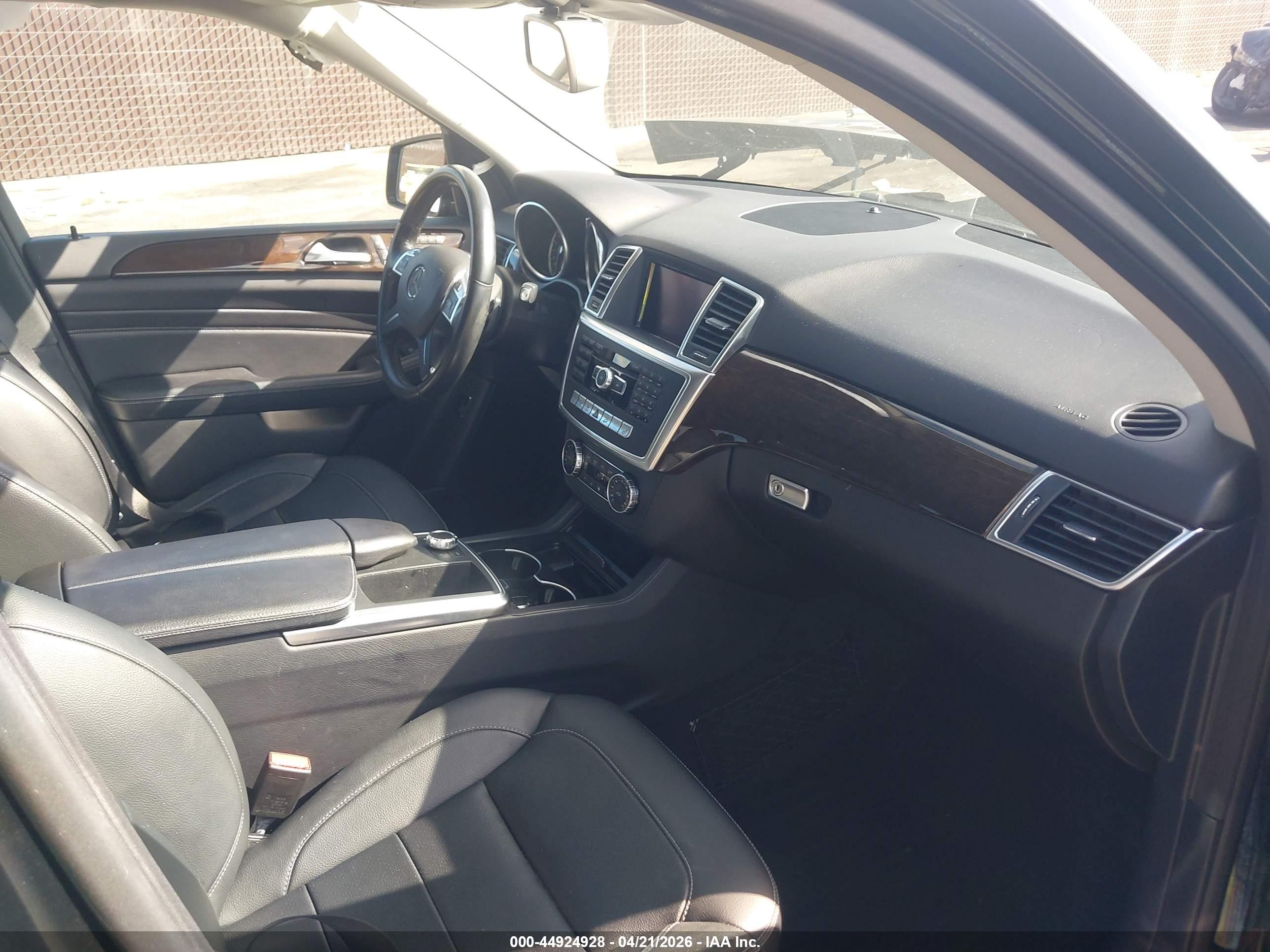 2015 Mercedes-benz Ml 250 Bluetec 4matic Black vin: 4JGDA0EB8FA548559