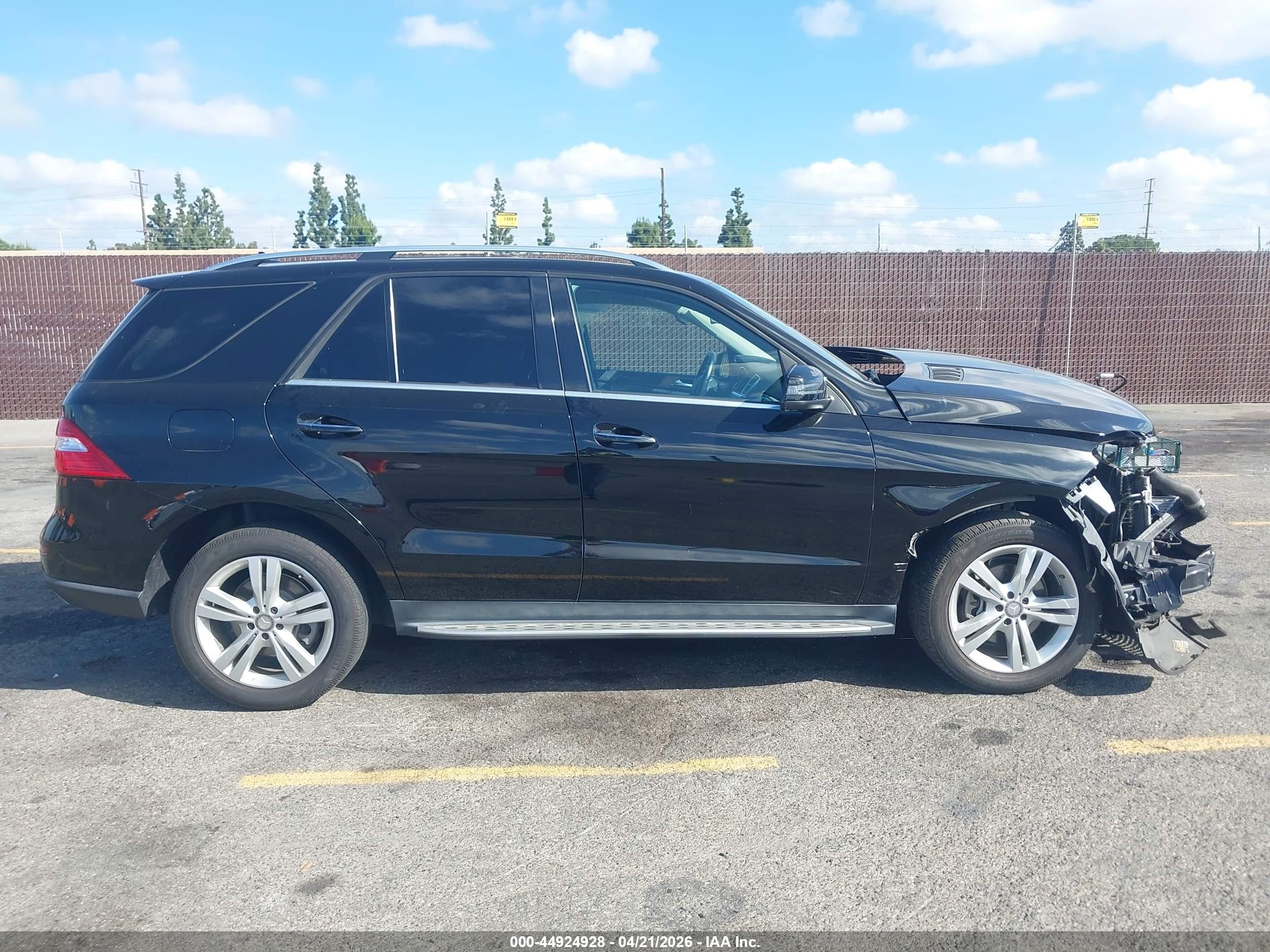 2015 Mercedes-benz Ml 250 Bluetec 4matic Black vin: 4JGDA0EB8FA548559