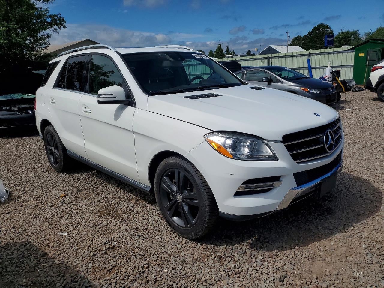 2015 Mercedes-benz Ml 250 Bluetec White vin: 4JGDA0EB8FA565698