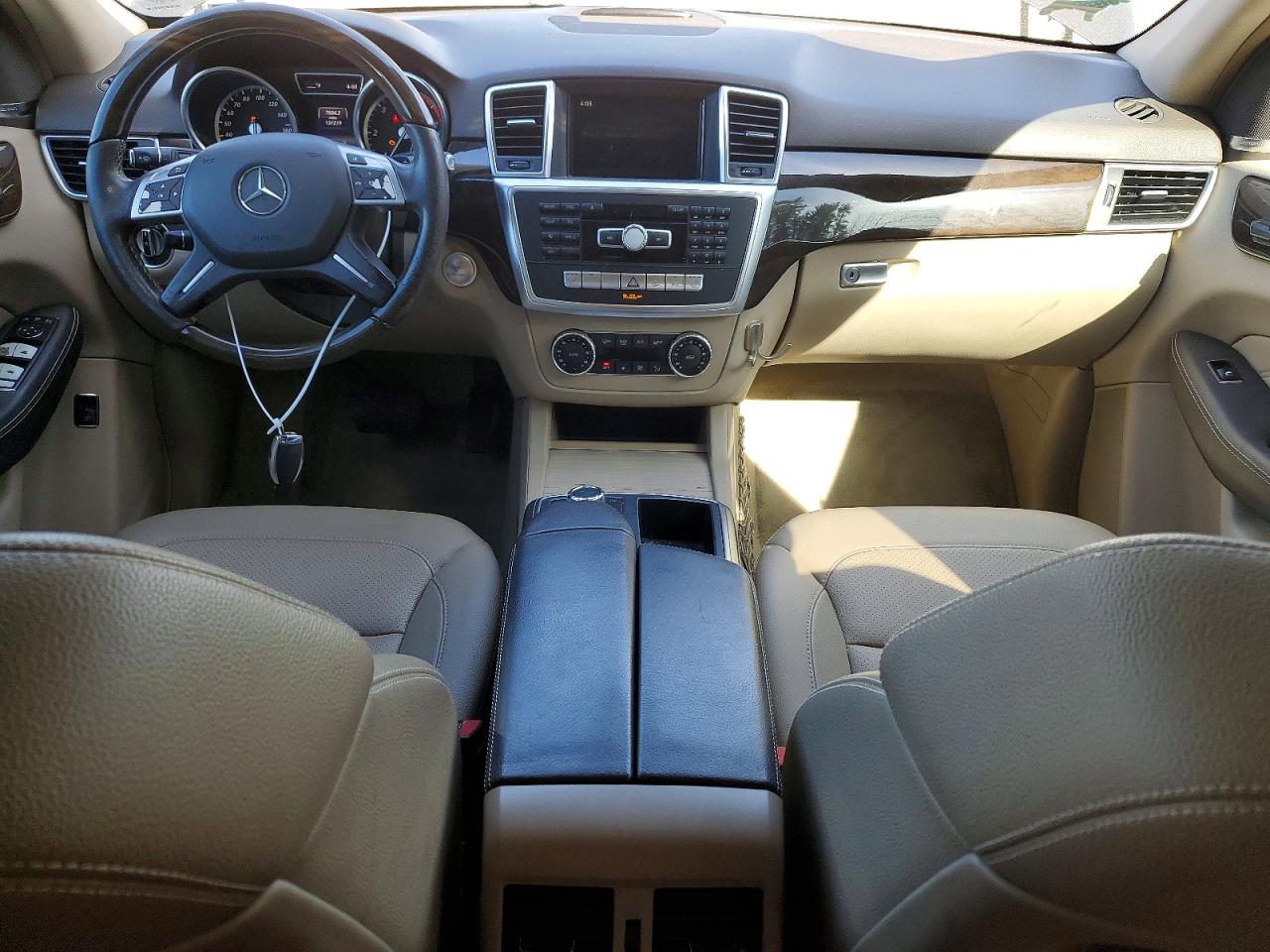 2015 Mercedes-benz Ml 250 Bluetec Black vin: 4JGDA0EBXFA463349