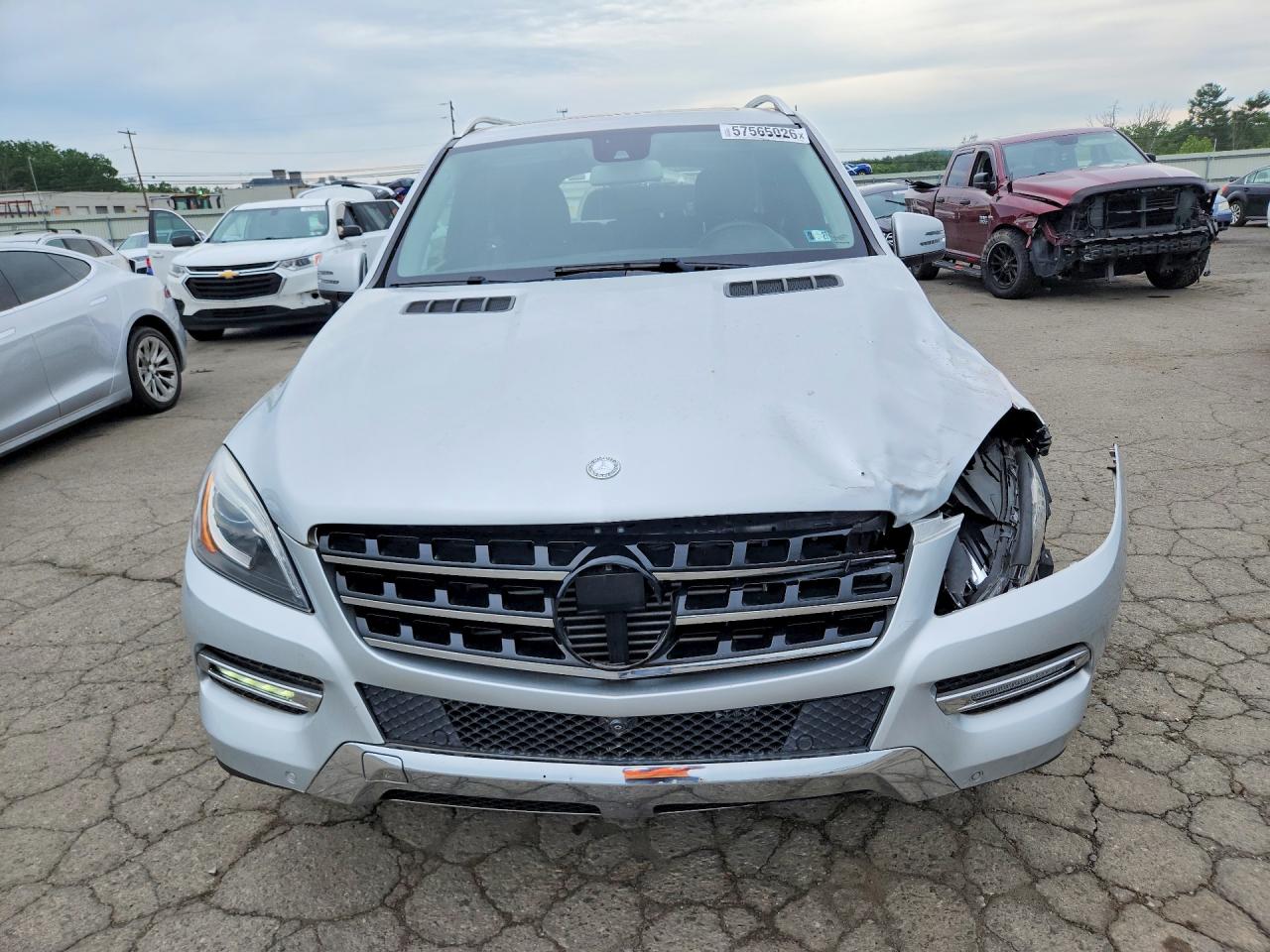 2015 Mercedes-benz Ml 250 Bluetec Серебряный vin: 4JGDA0EBXFA464937