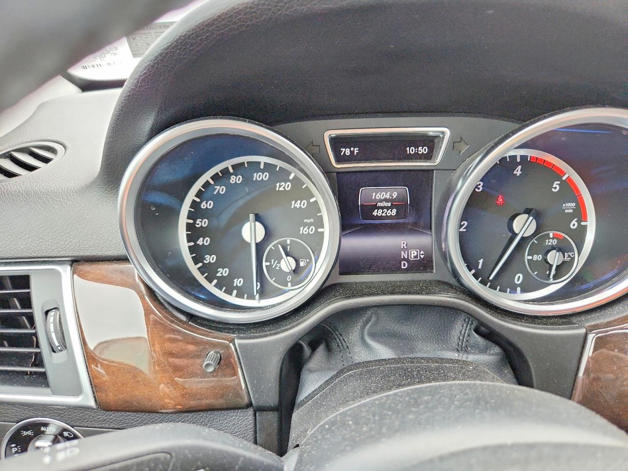 2015 Mercedes-benz Ml 250 Bluetec Серебряный vin: 4JGDA0EBXFA464937