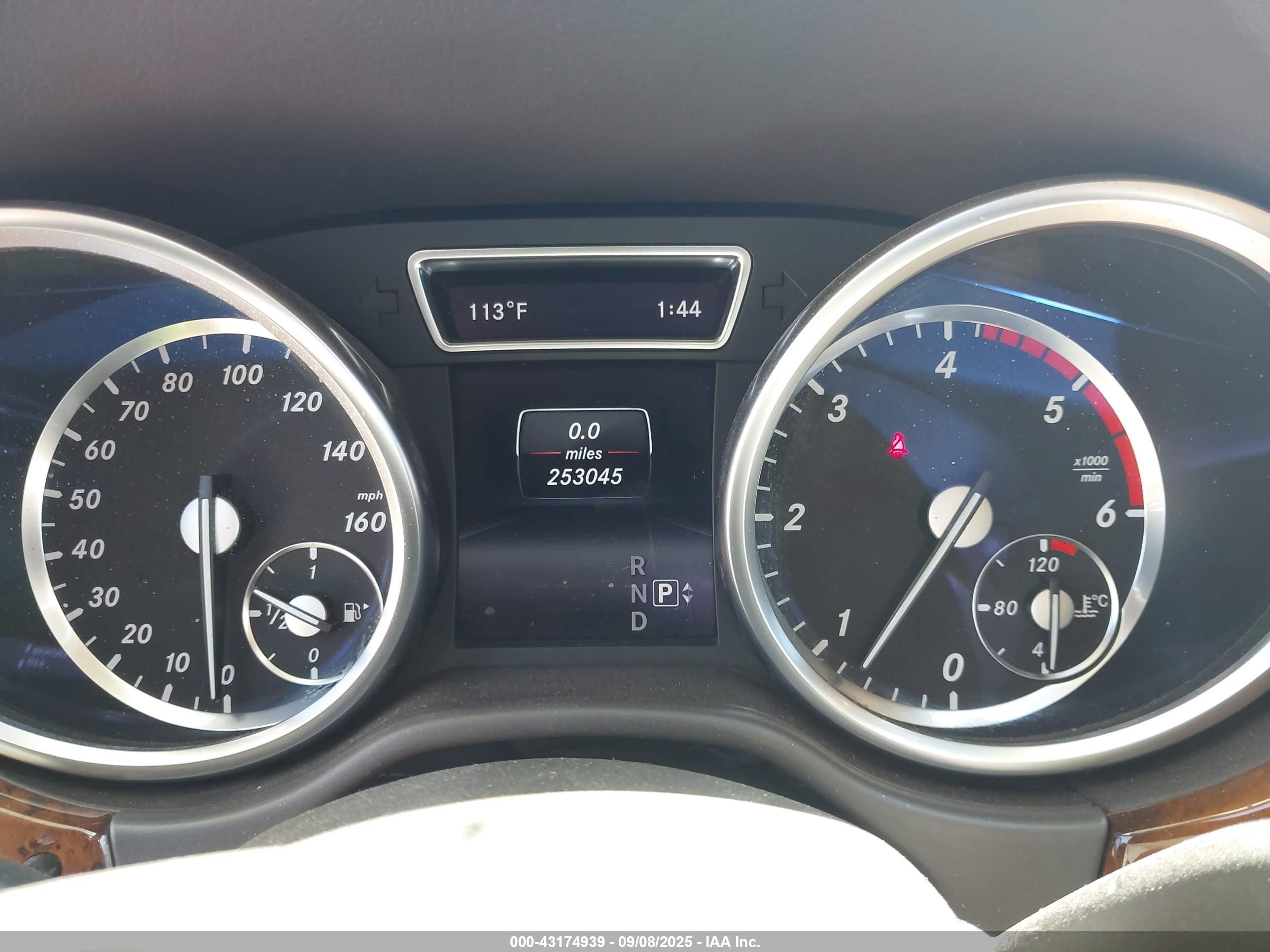 2015 Mercedes-benz Ml 250 Bluetec 4matic White vin: 4JGDA0EBXFA479857