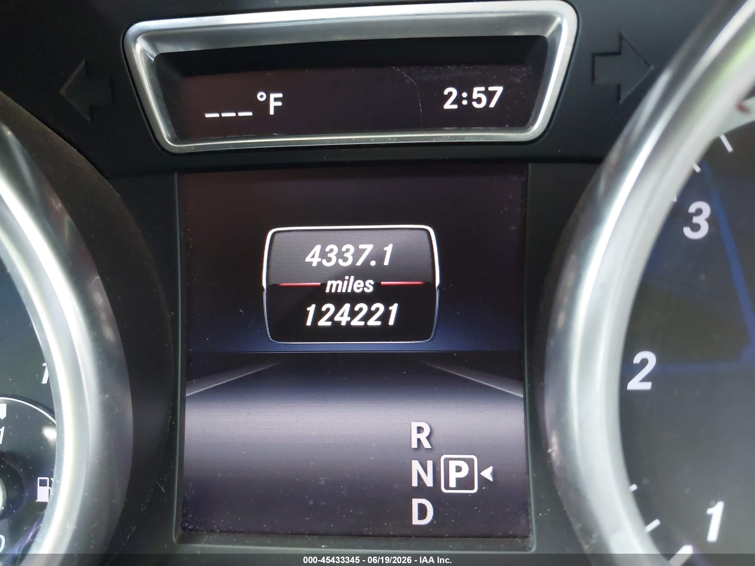 2015 Mercedes-benz Ml 250 Bluetec 4matic White vin: 4JGDA0EBXFA533531