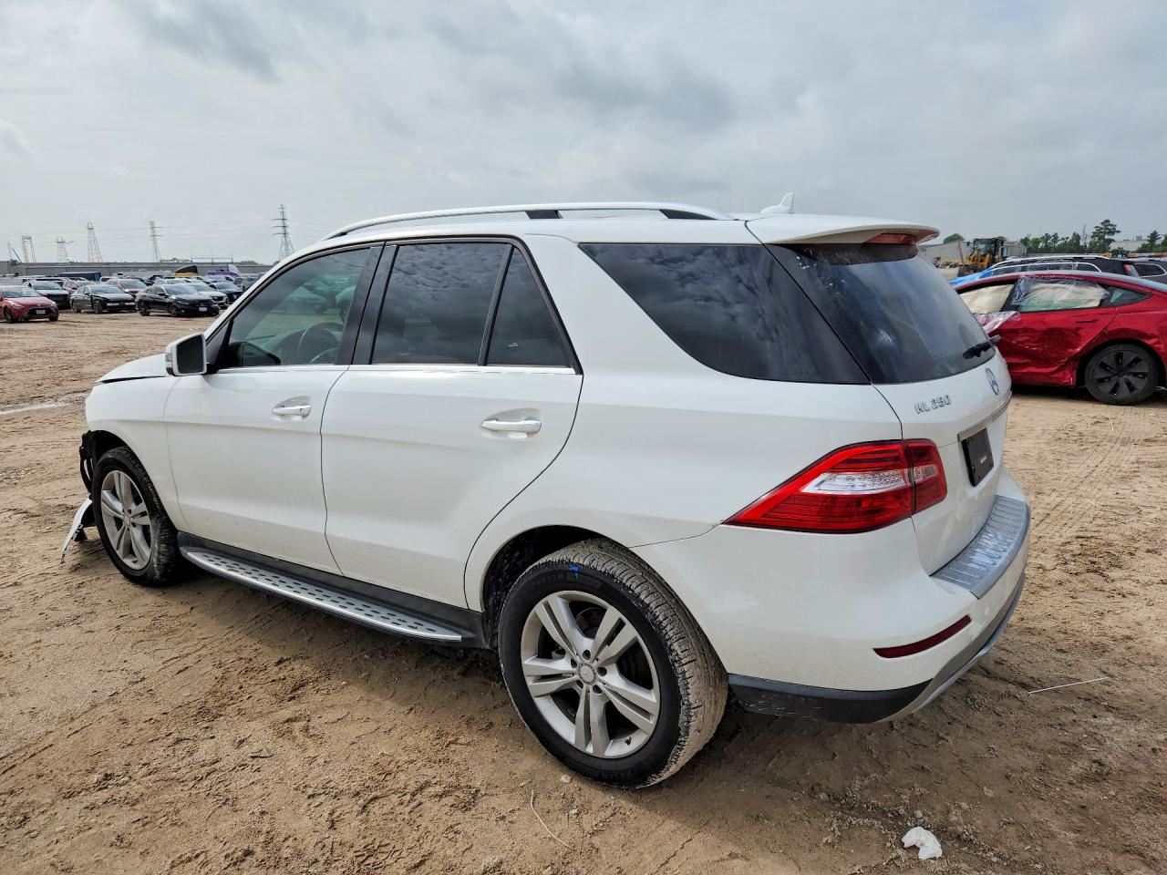 2015 Mercedes-benz Ml 250 Bluetec White vin: 4JGDA0EBXFA585712