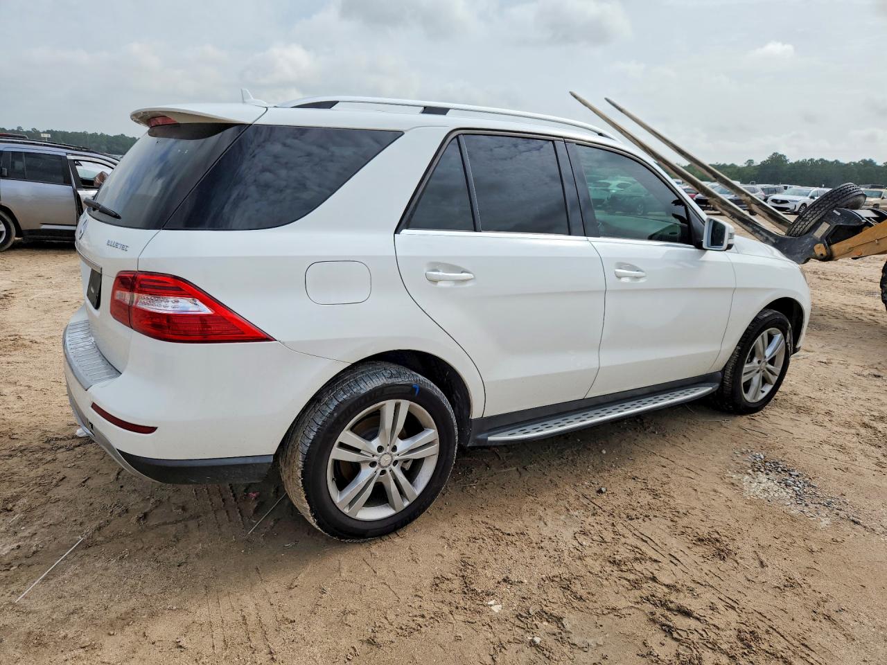 2015 Mercedes-benz Ml 250 Bluetec White vin: 4JGDA0EBXFA585712