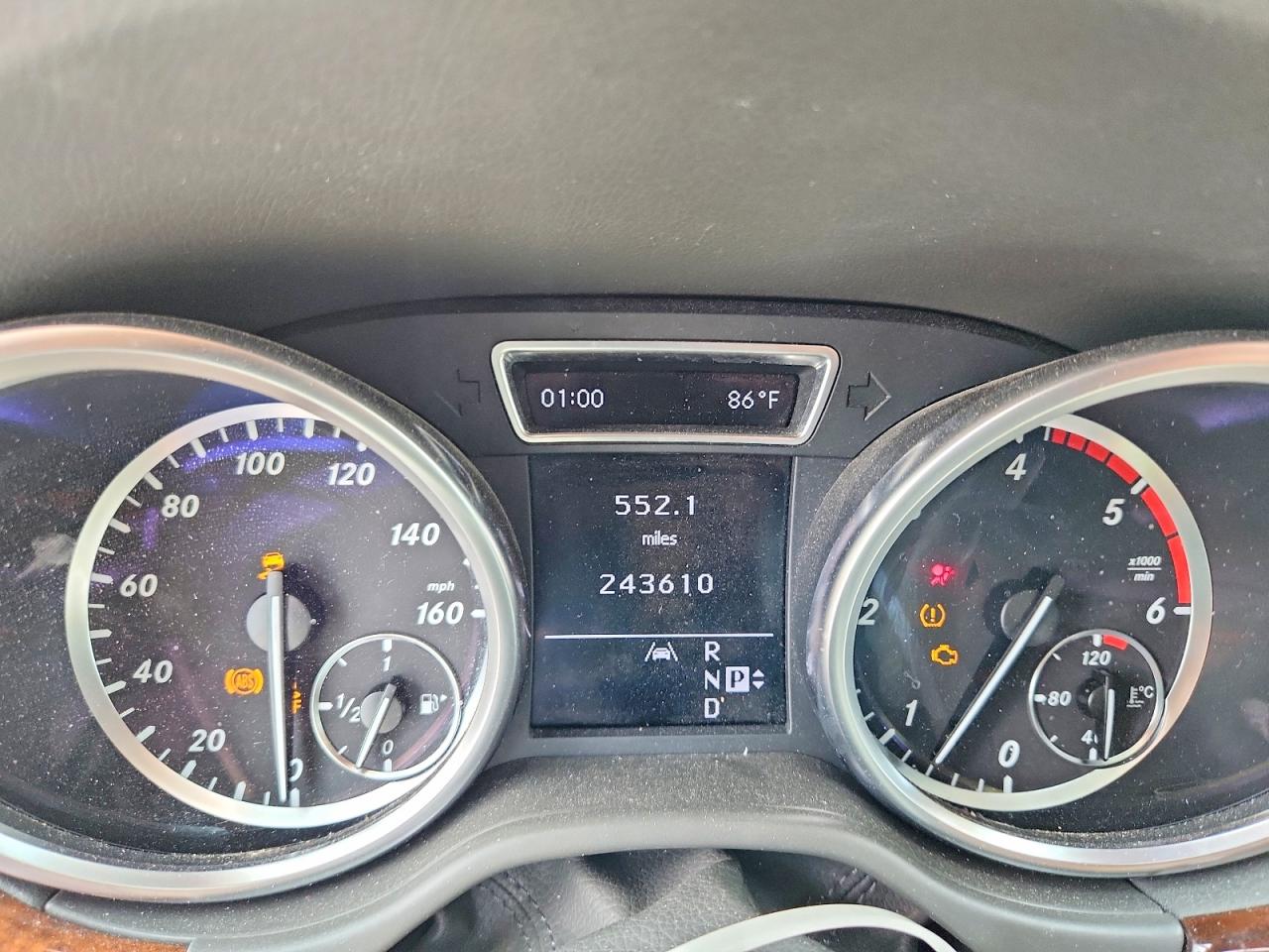 2012 Mercedes-benz Ml 350 Bluetec White vin: 4JGDA2EB1CA086188
