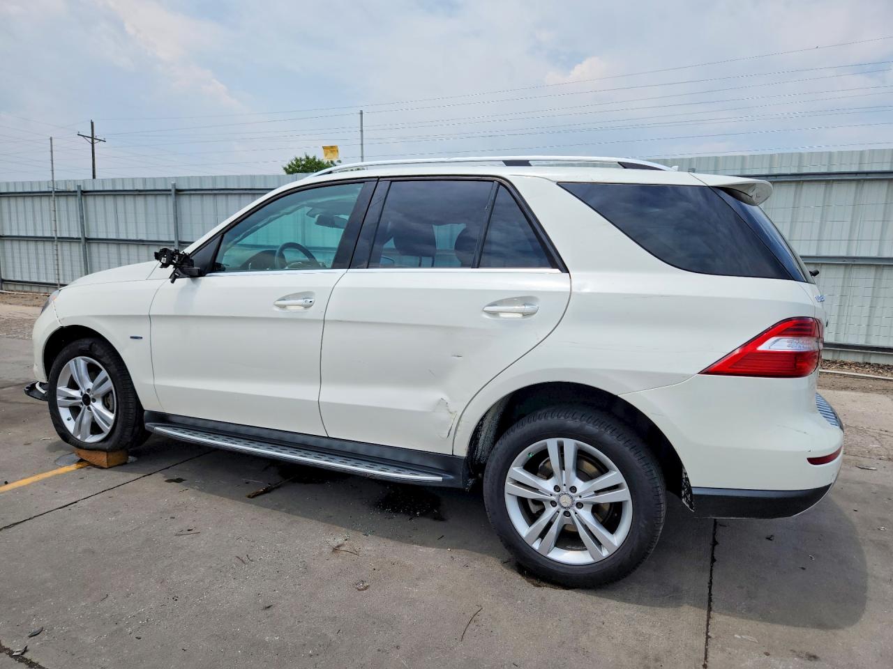 2012 Mercedes-benz Ml 350 Bluetec White vin: 4JGDA2EB1CA086188