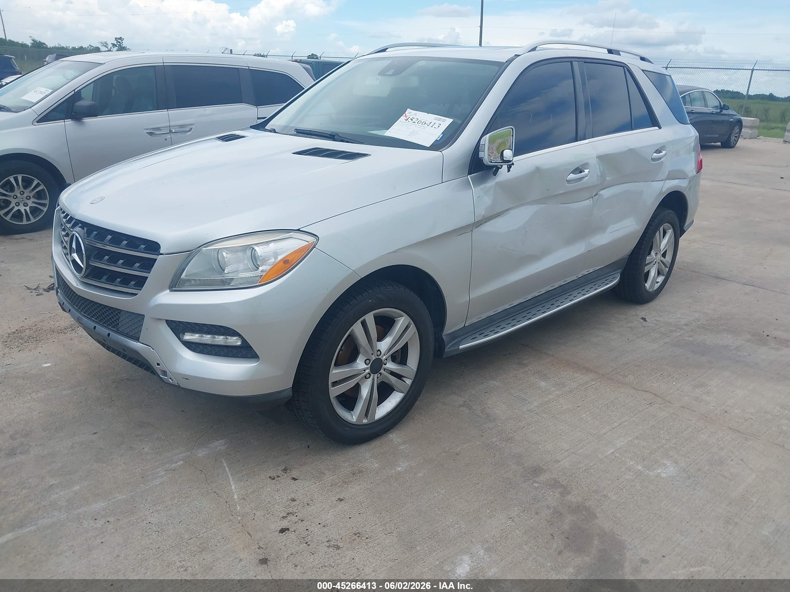 2012 Mercedes-benz Ml 350 Bluetec 4matic Серебряный vin: 4JGDA2EB2CA025237
