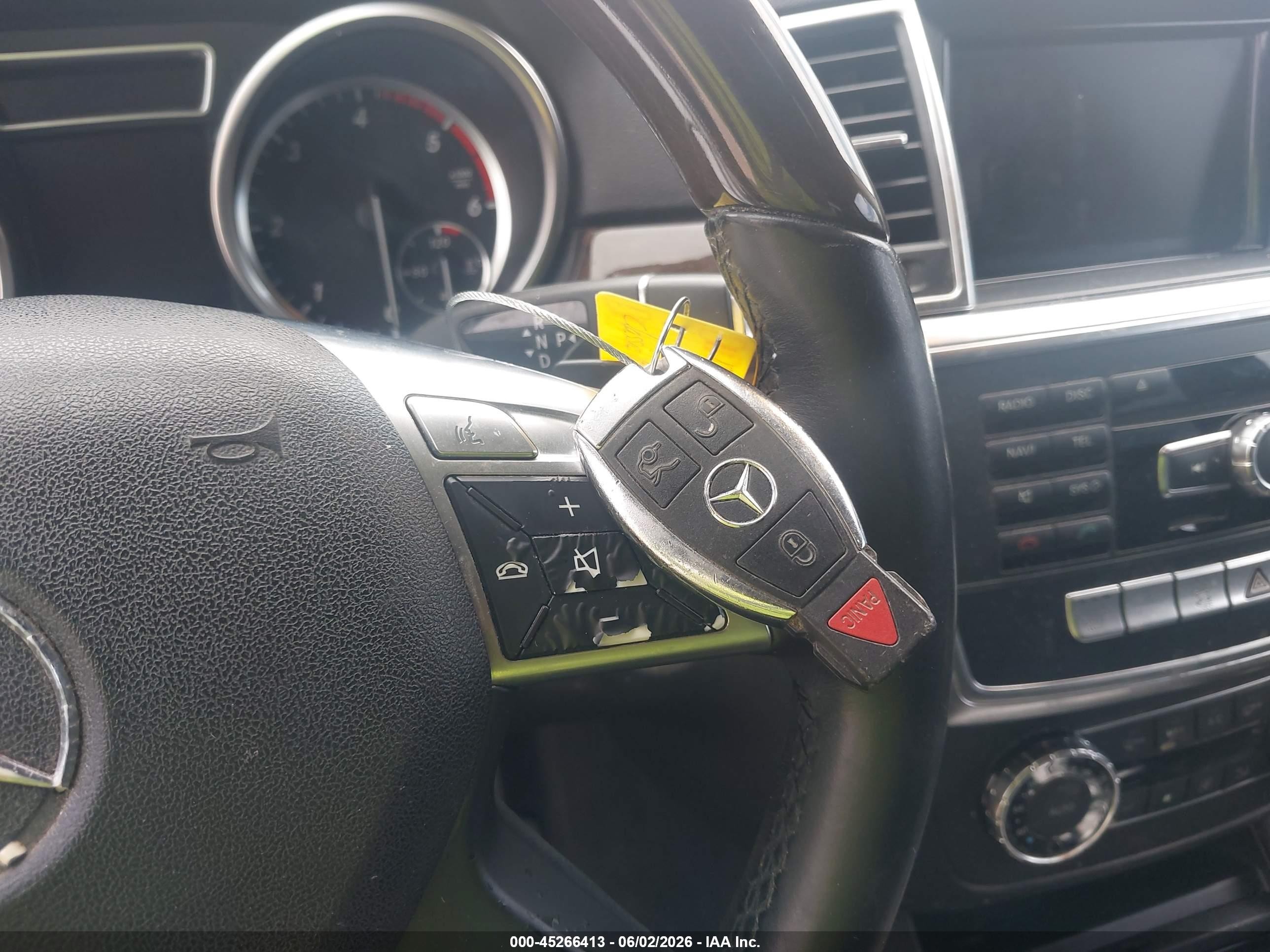 2012 Mercedes-benz Ml 350 Bluetec 4matic Серебряный vin: 4JGDA2EB2CA025237