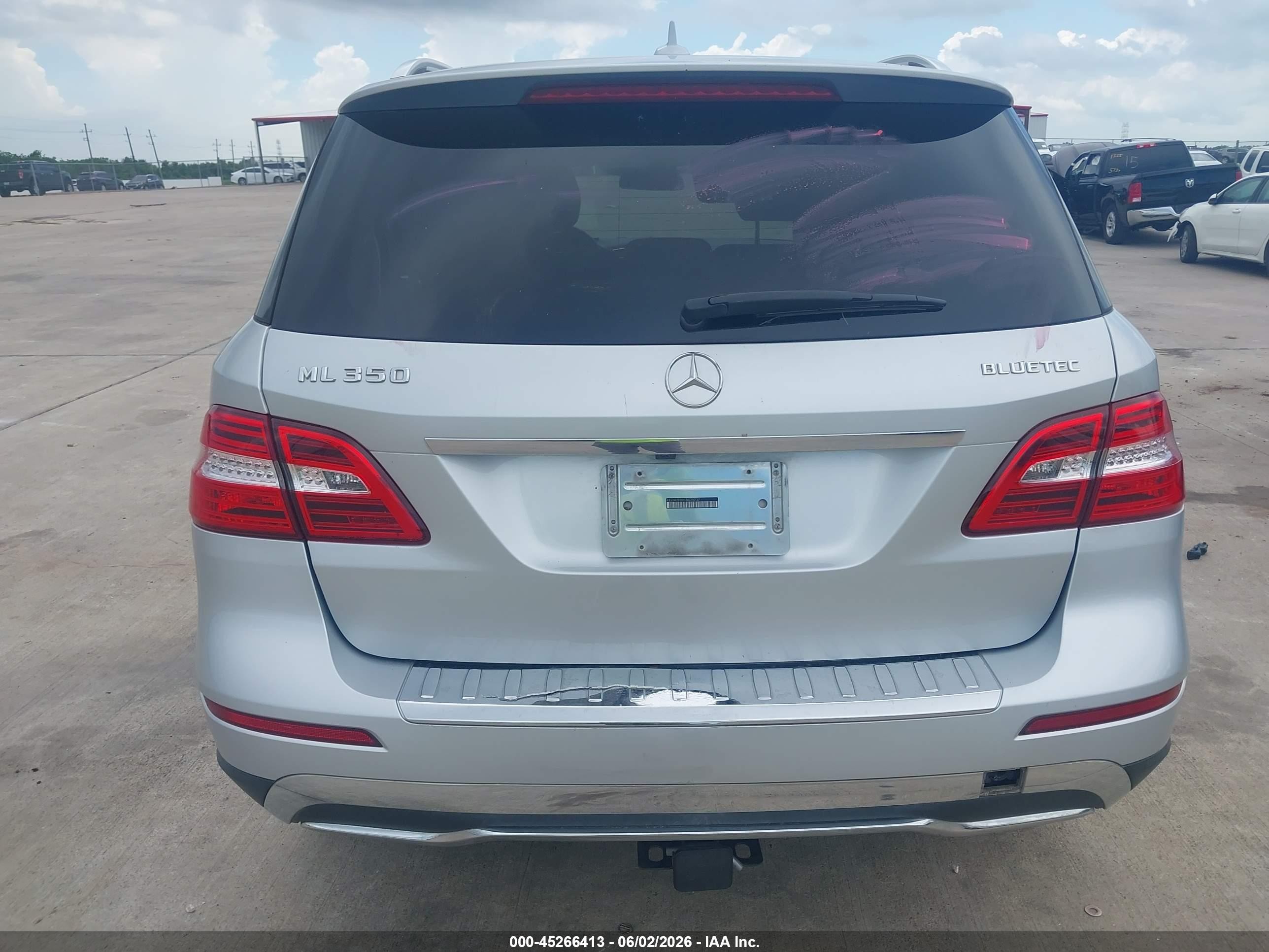 2012 Mercedes-benz Ml 350 Bluetec 4matic Серебряный vin: 4JGDA2EB2CA025237