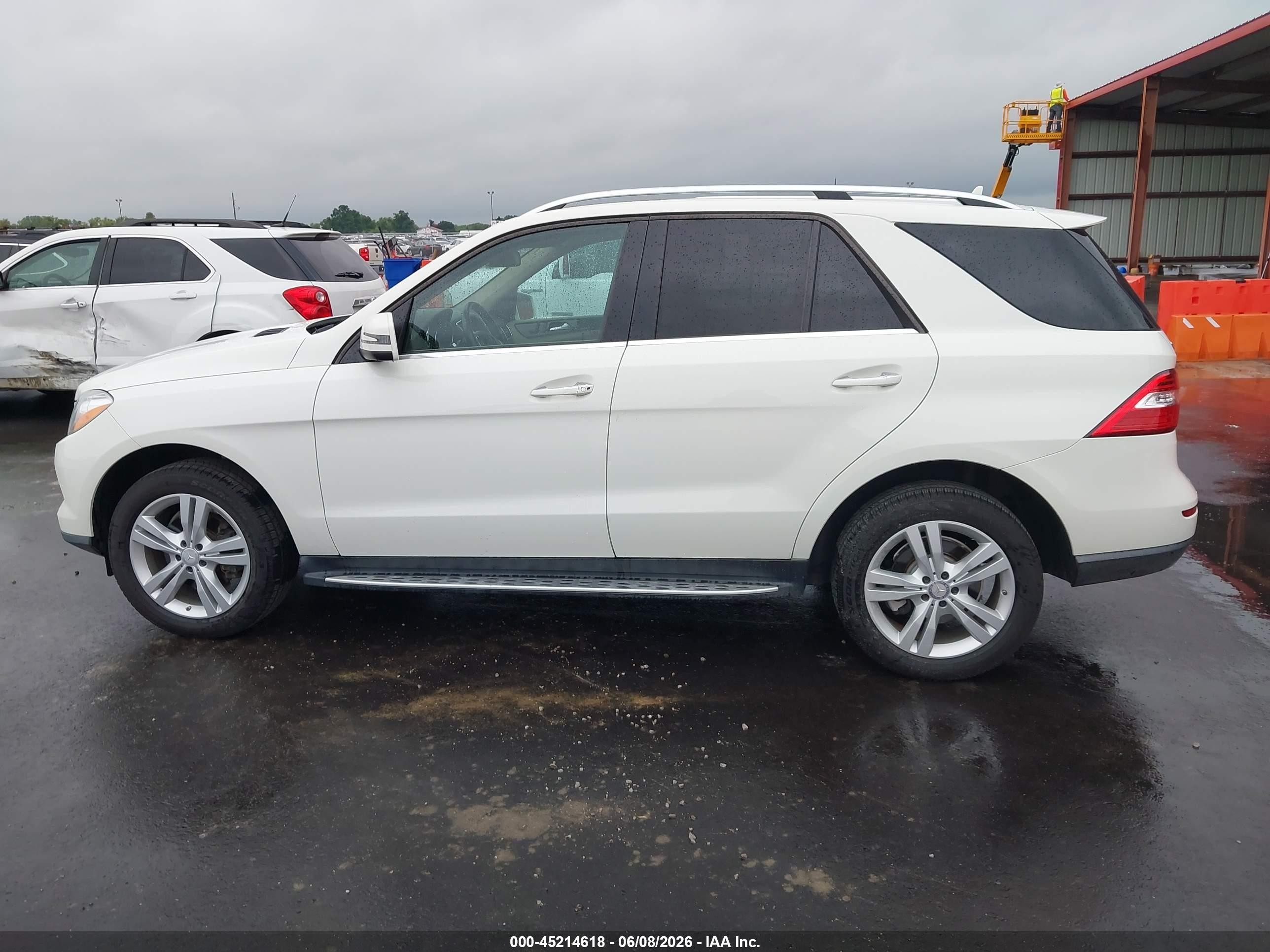 2013 Mercedes-benz Ml 350 Bluetec 4matic White vin: 4JGDA2EB2DA240828