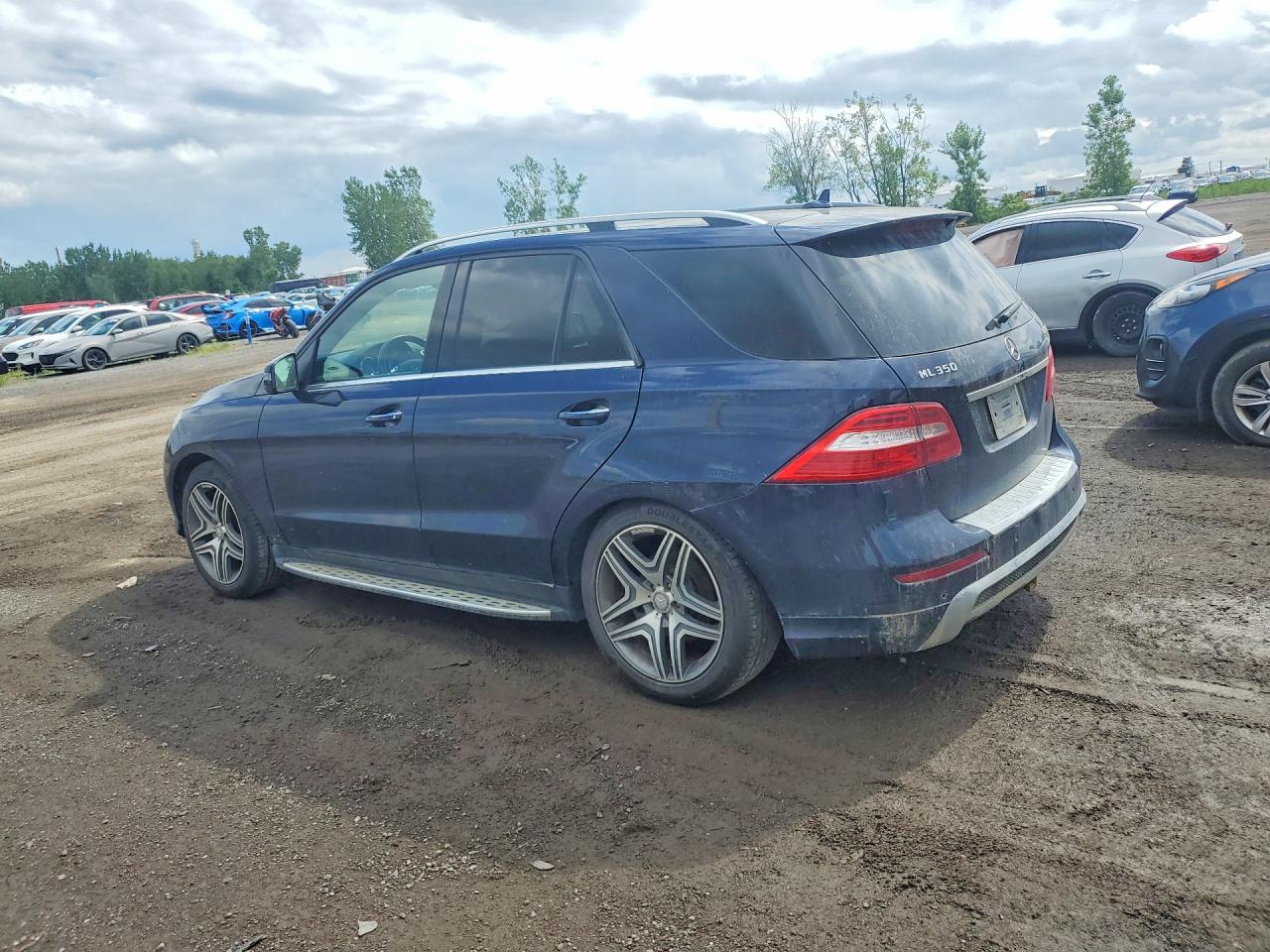 2015 Mercedes-benz Ml 350 Bluetec Синий vin: 4JGDA2EB2FA518839
