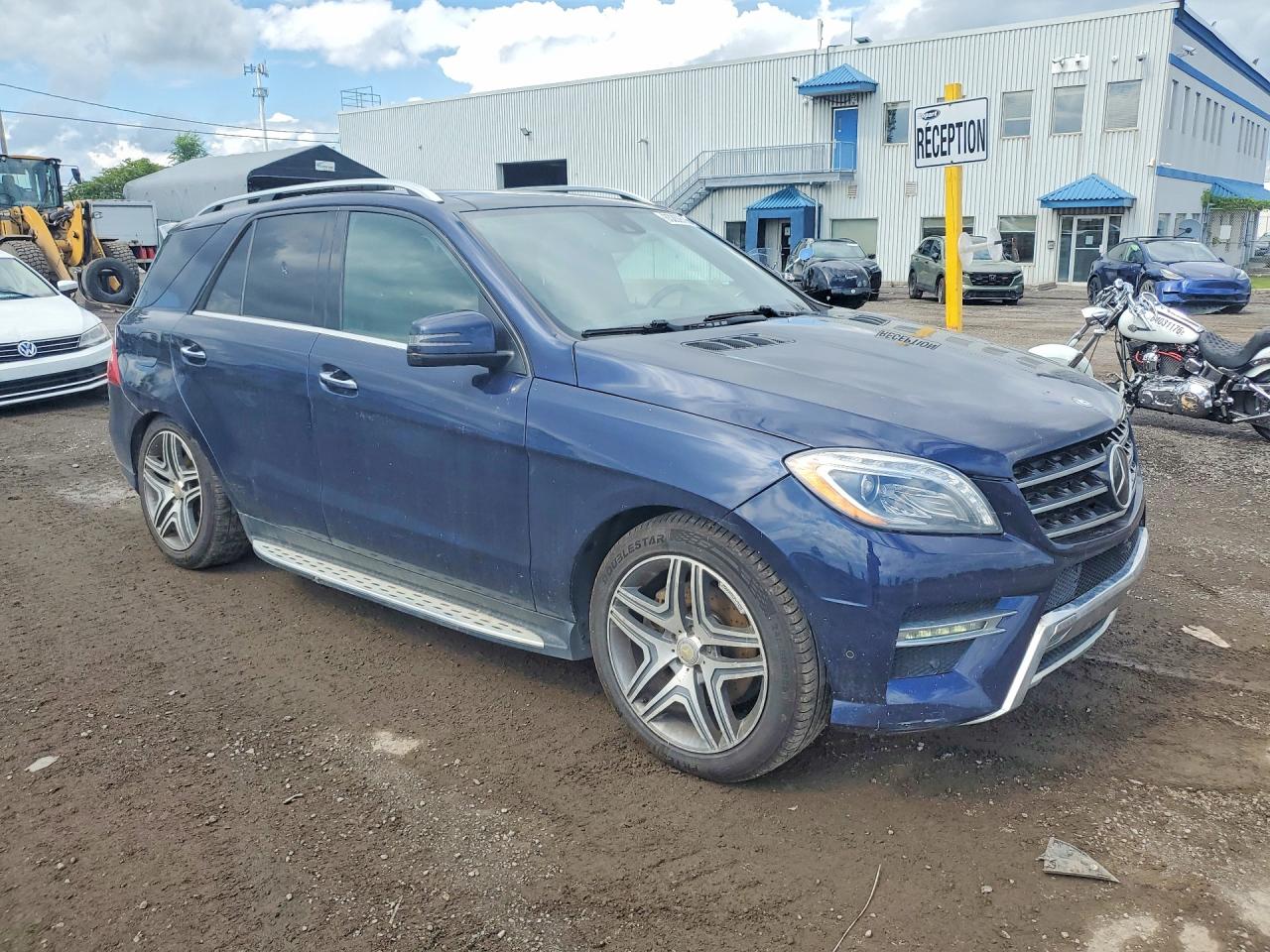 2015 Mercedes-benz Ml 350 Bluetec Синий vin: 4JGDA2EB2FA518839