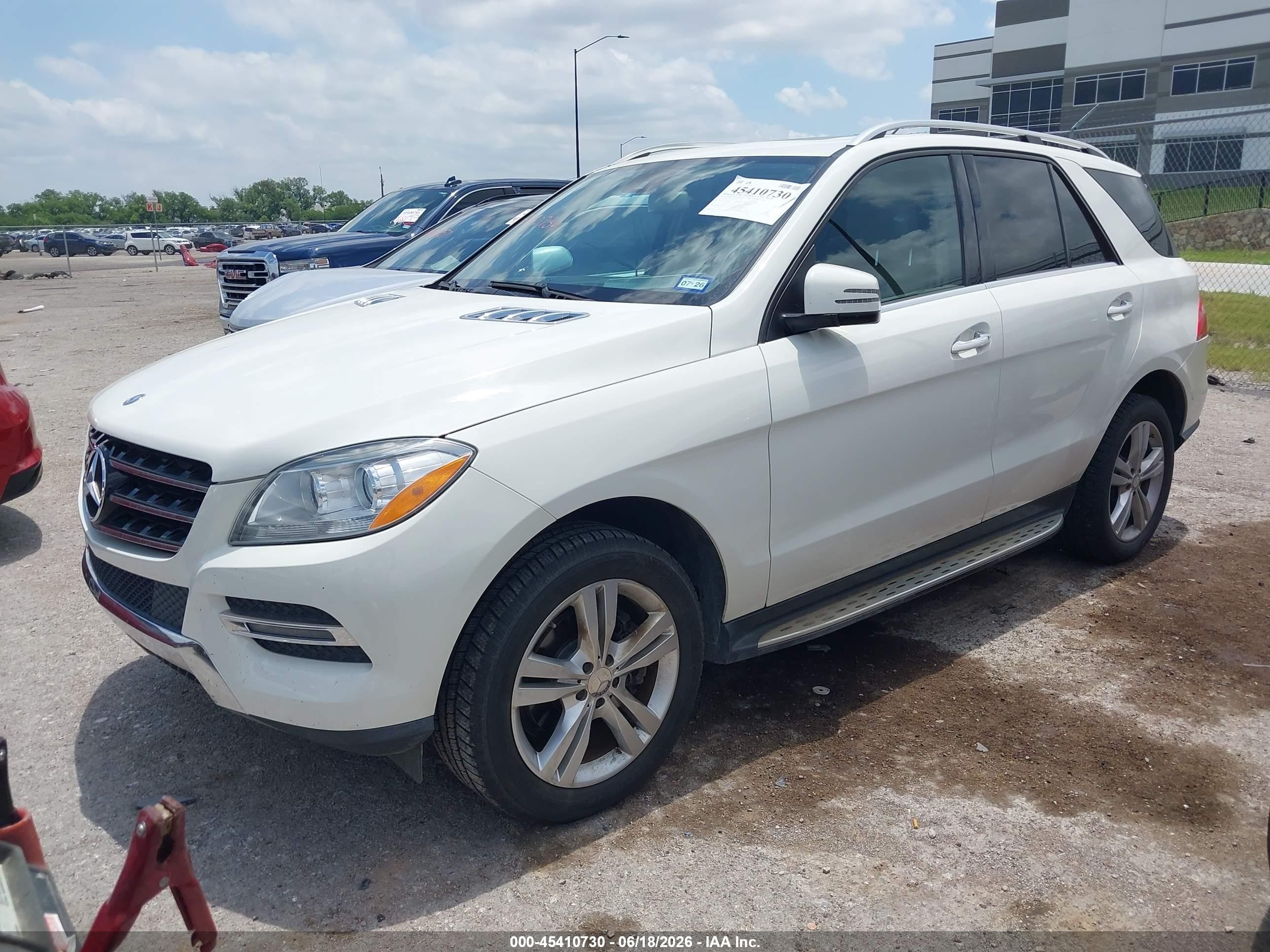 2013 Mercedes-benz Ml 350 Bluetec 4matic White vin: 4JGDA2EB3DA143332