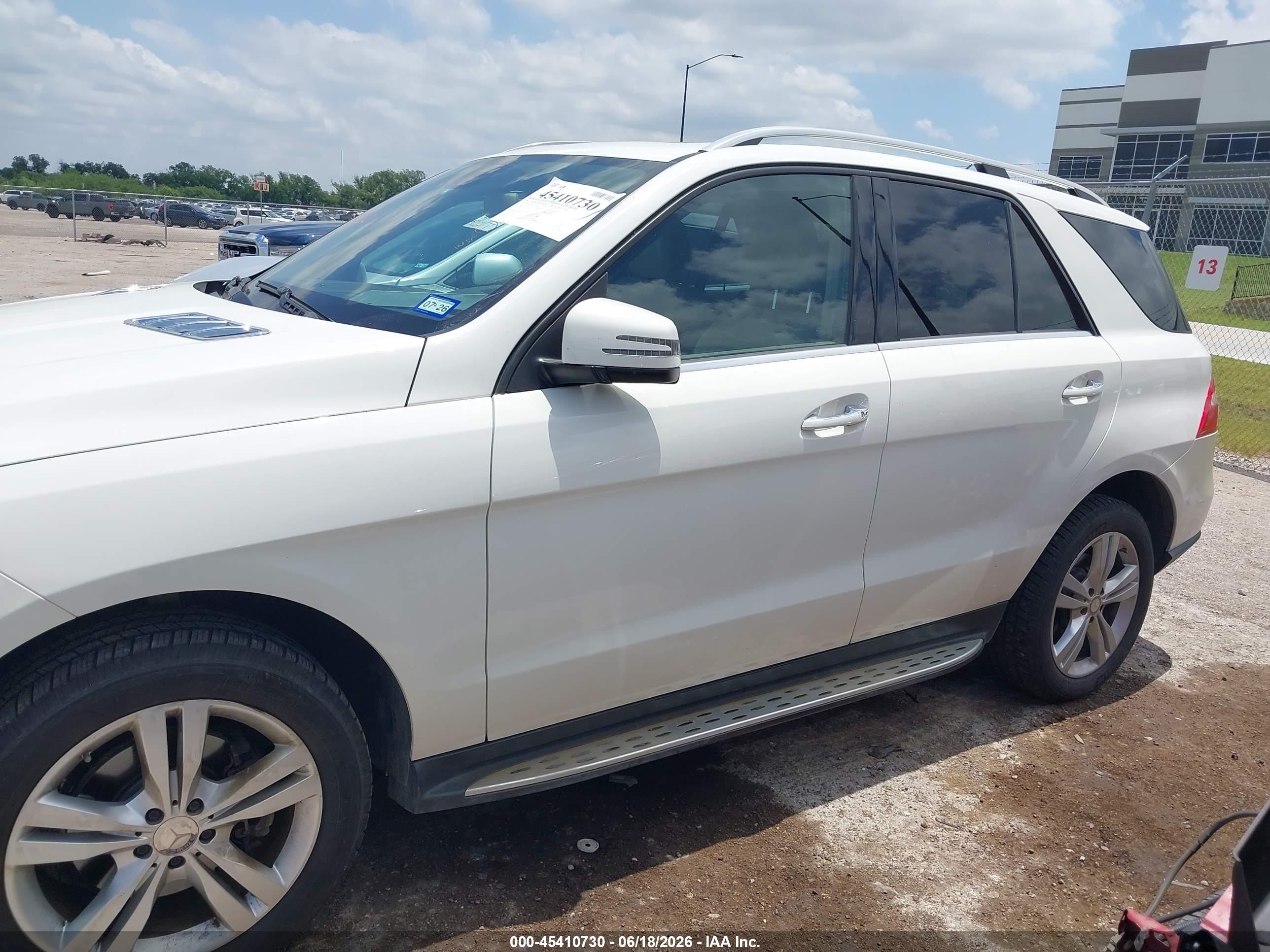 2013 Mercedes-benz Ml 350 Bluetec 4matic White vin: 4JGDA2EB3DA143332