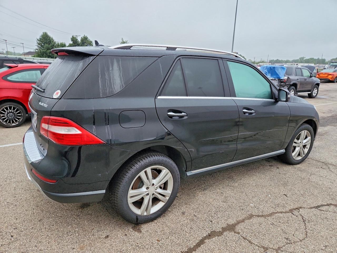 2014 Mercedes-benz Ml 350 Bluetec Black vin: 4JGDA2EB3EA370571