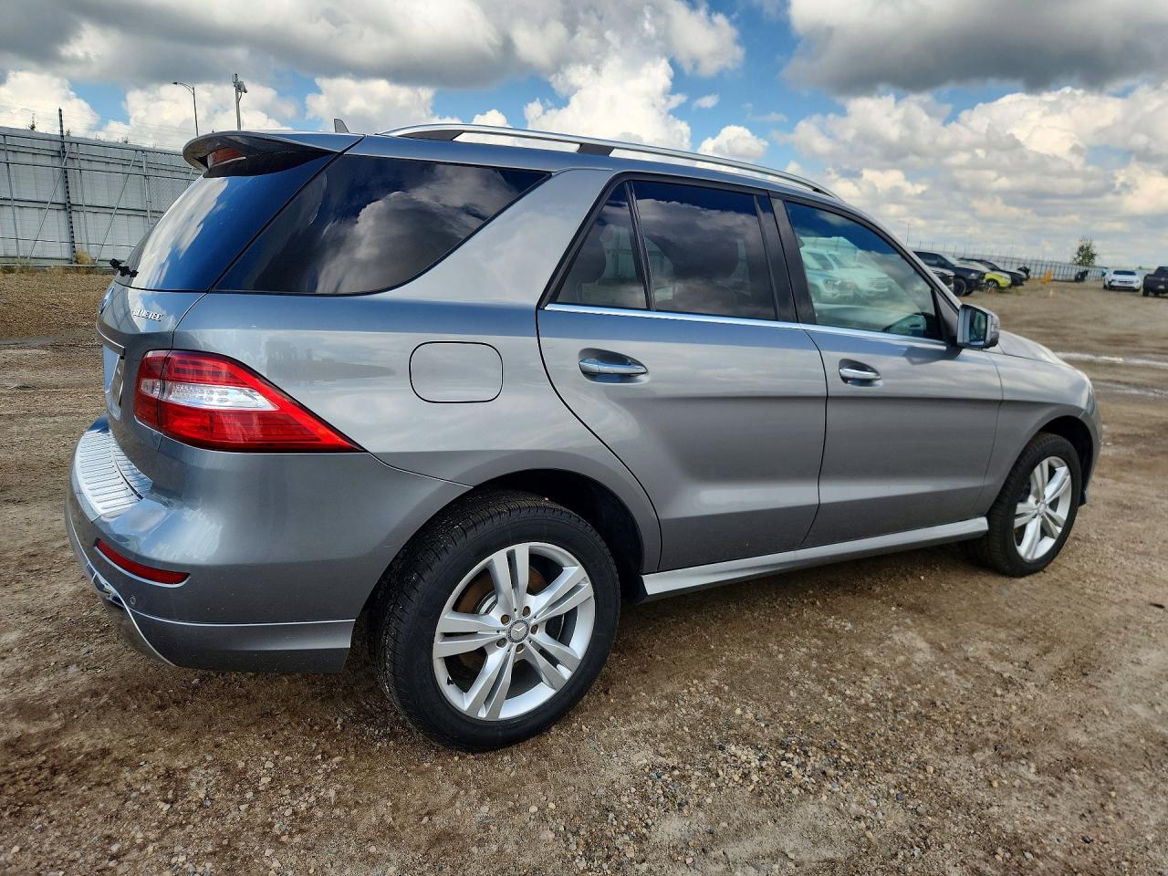 2015 Mercedes-benz Ml 350 Bluetec Gray vin: 4JGDA2EB3FA538422
