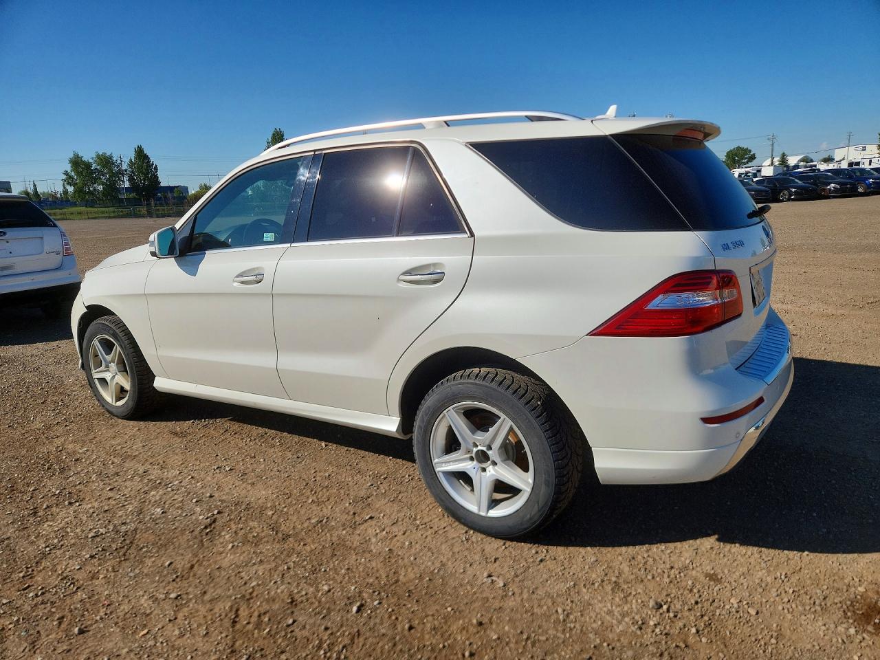 2015 Mercedes-benz Ml 350 Bluetec White vin: 4JGDA2EB3FA556113