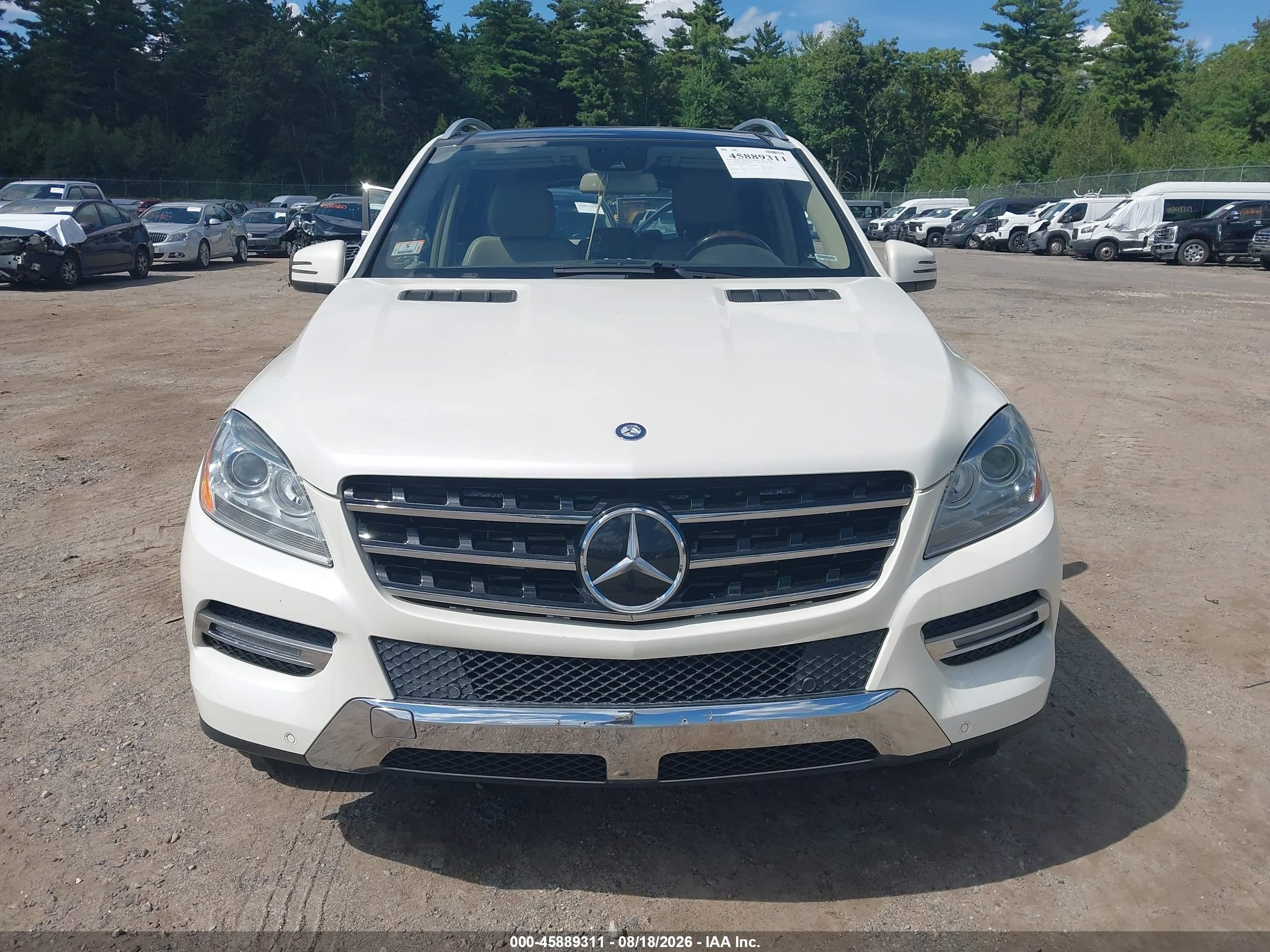 2013 Mercedes-benz Ml 350 Bluetec 4matic White vin: 4JGDA2EB4DA137555