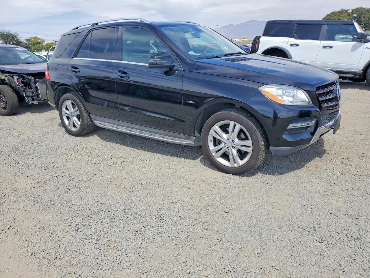 2012 Mercedes-benz Ml 350 Bluetec Black vin: 4JGDA2EB5CA022851