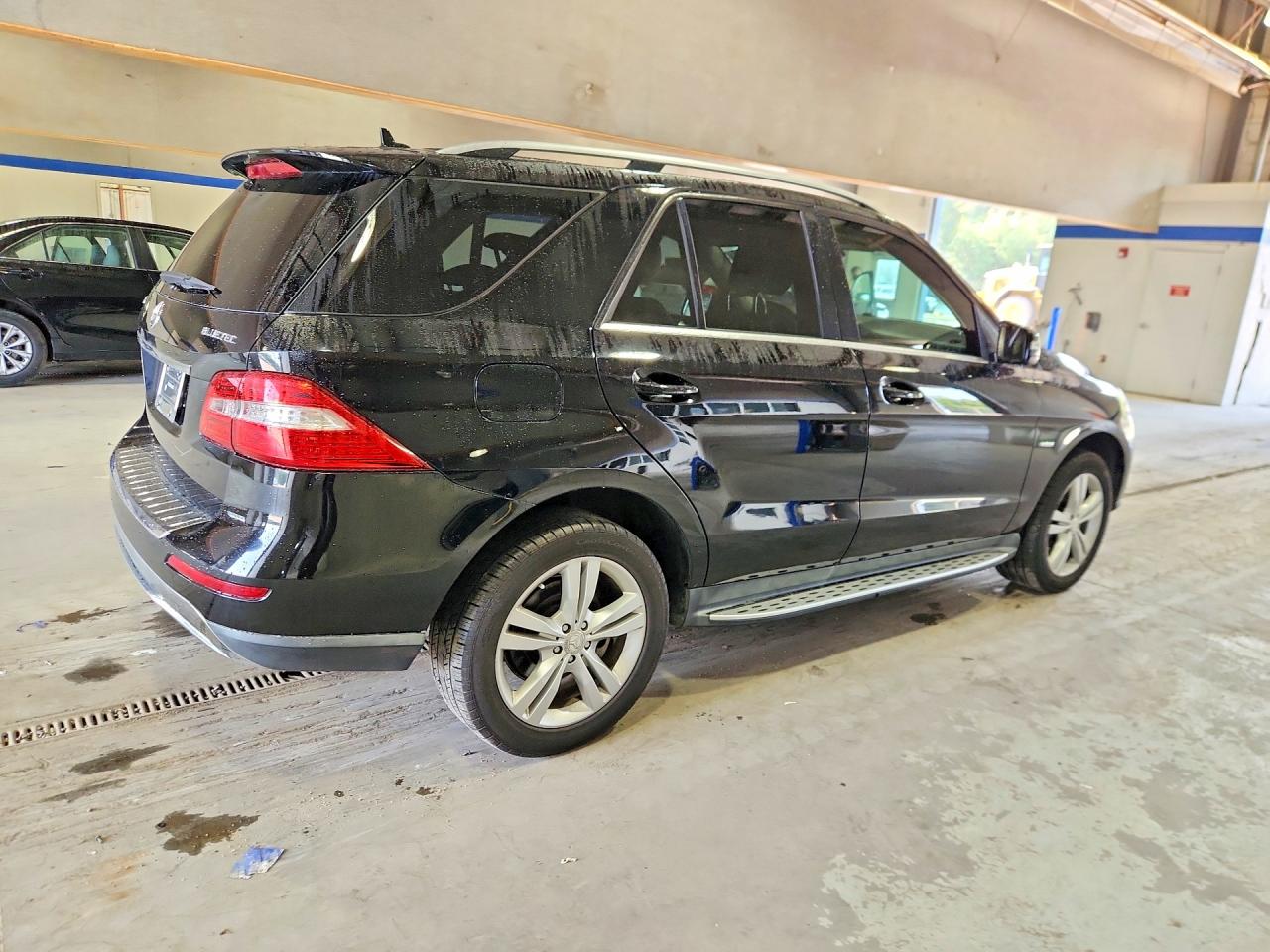 2012 Mercedes-benz Ml 350 Bluetec Black vin: 4JGDA2EB6CA023152