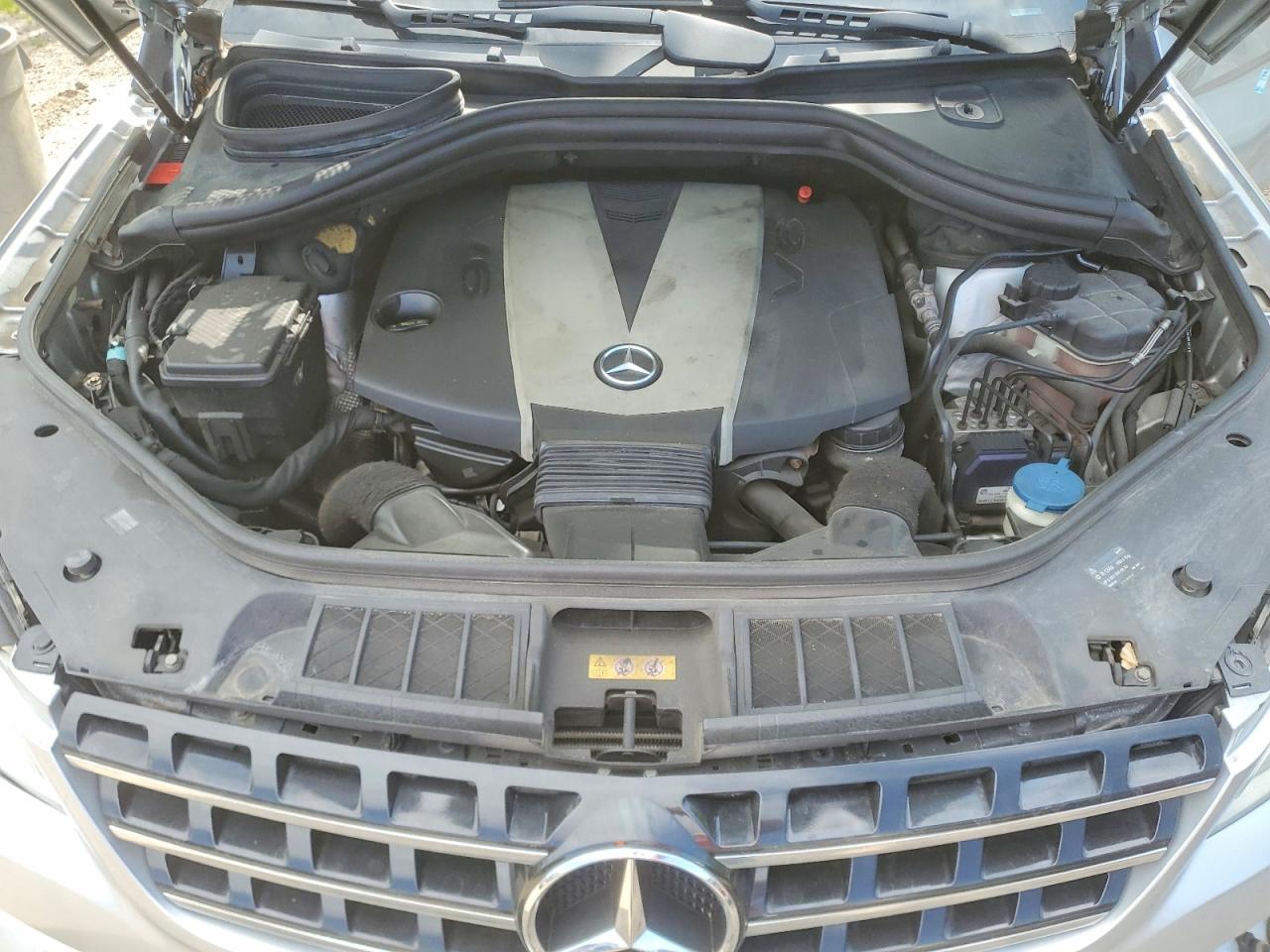 2012 Mercedes-benz Ml 350 Bluetec Silver vin: 4JGDA2EB7CA032118