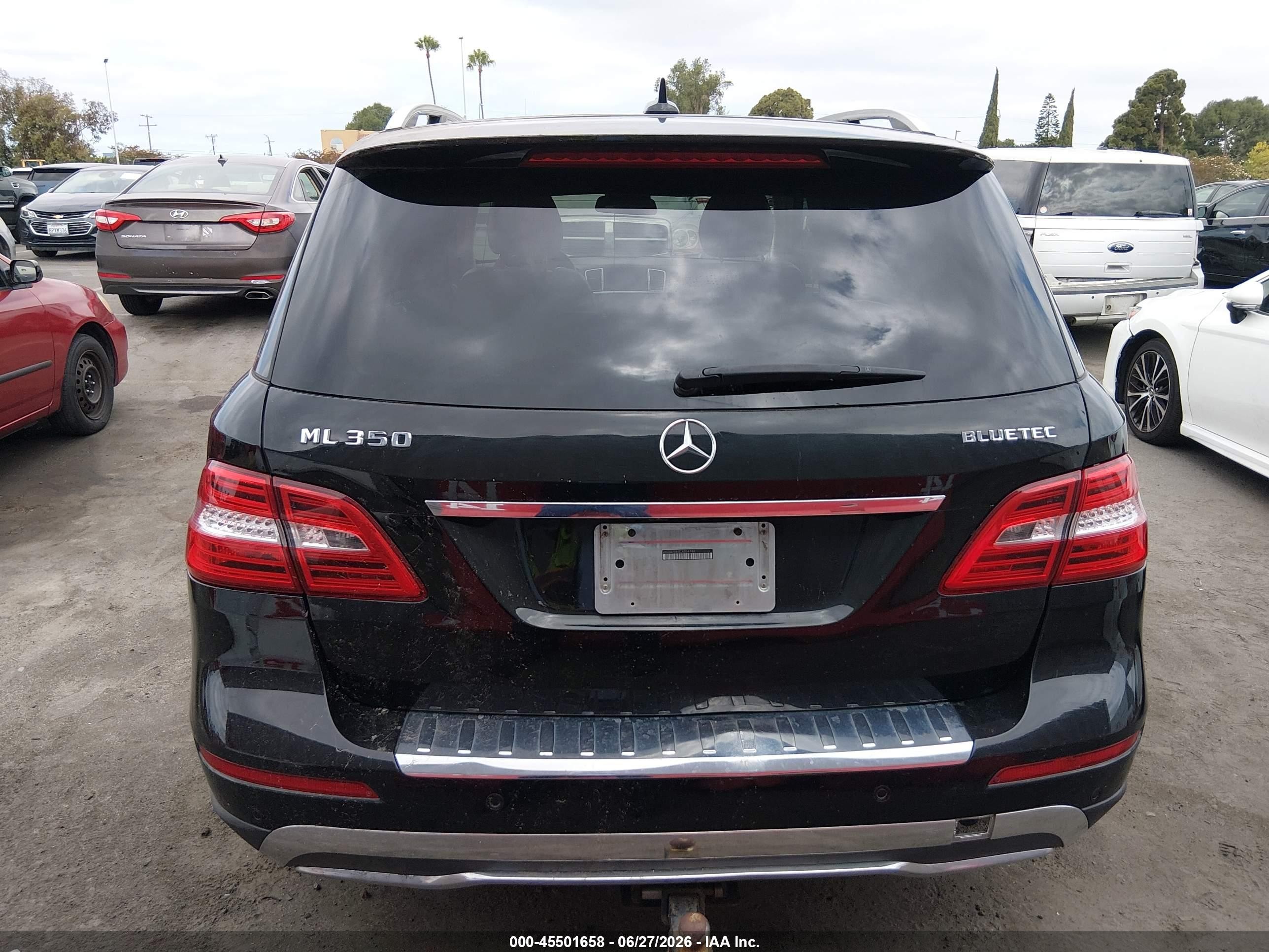 2012 Mercedes-benz Ml 350 Bluetec 4matic Черный vin: 4JGDA2EB7CA054748