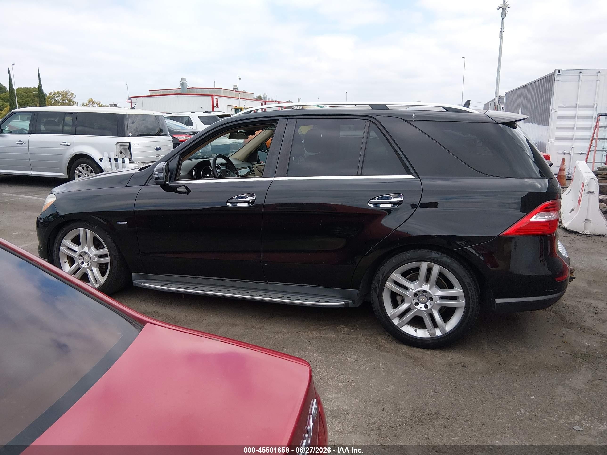 2012 Mercedes-benz Ml 350 Bluetec 4matic Черный vin: 4JGDA2EB7CA054748